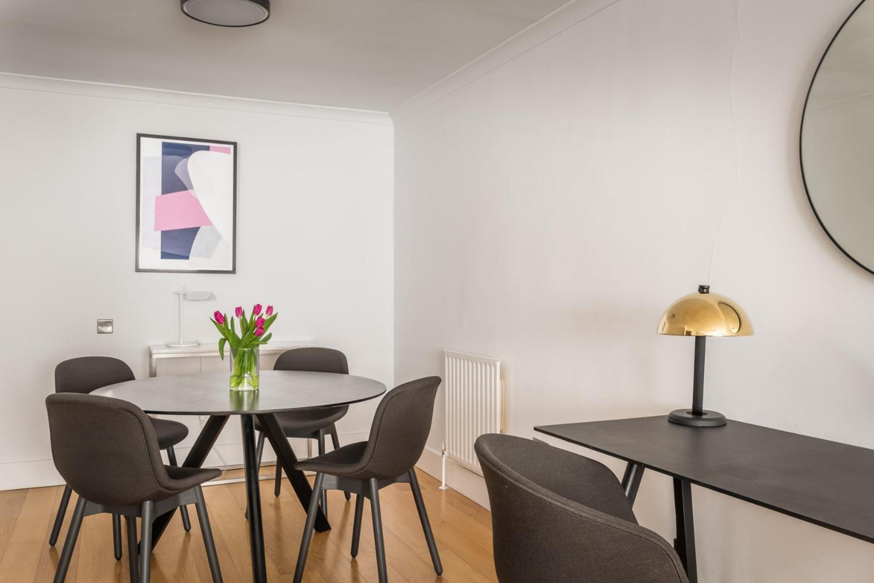 Monarch House - Serviced - Kensington Apartamento Londres