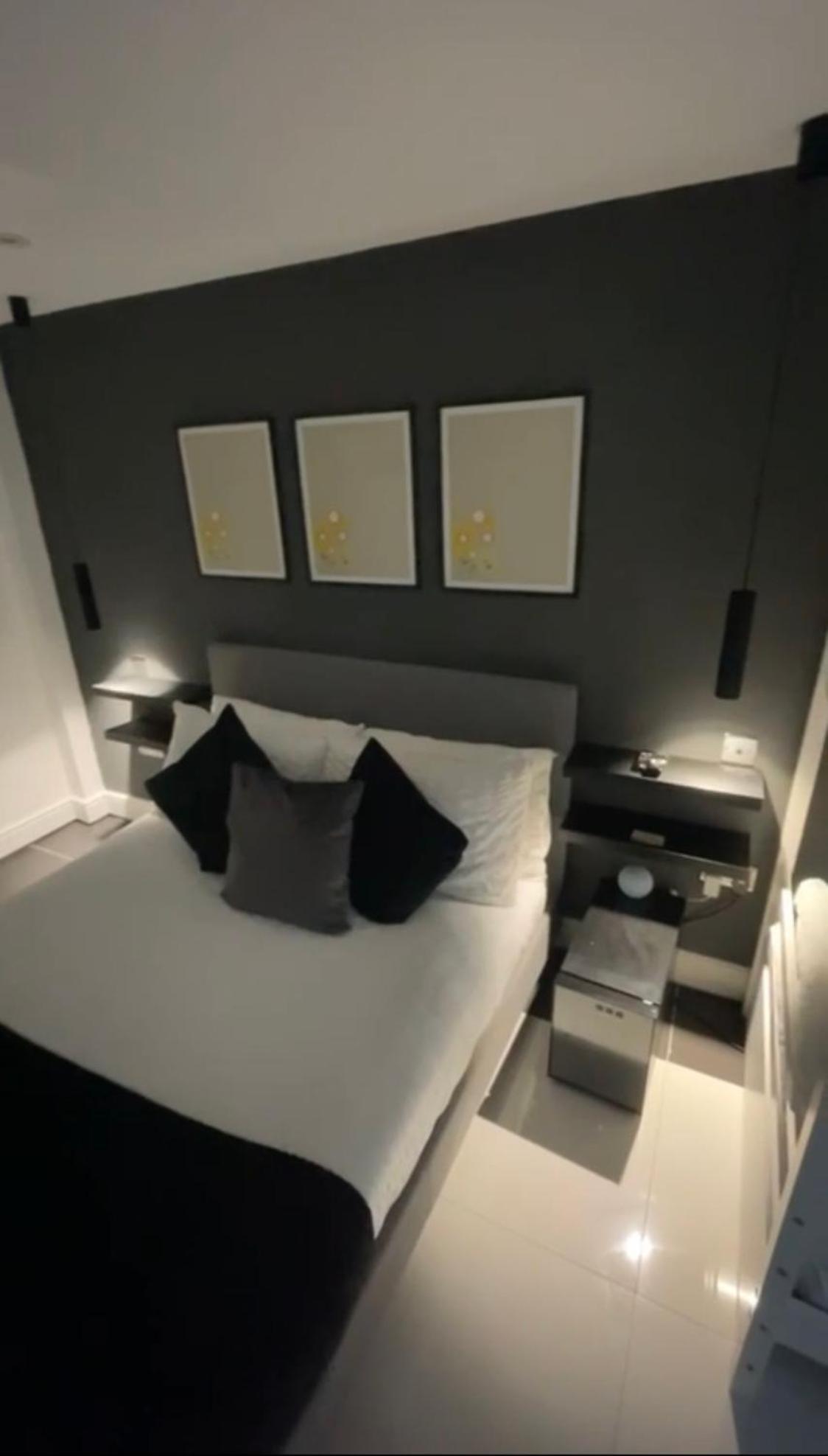 Wandsworth, South Deluxe King 5 * London