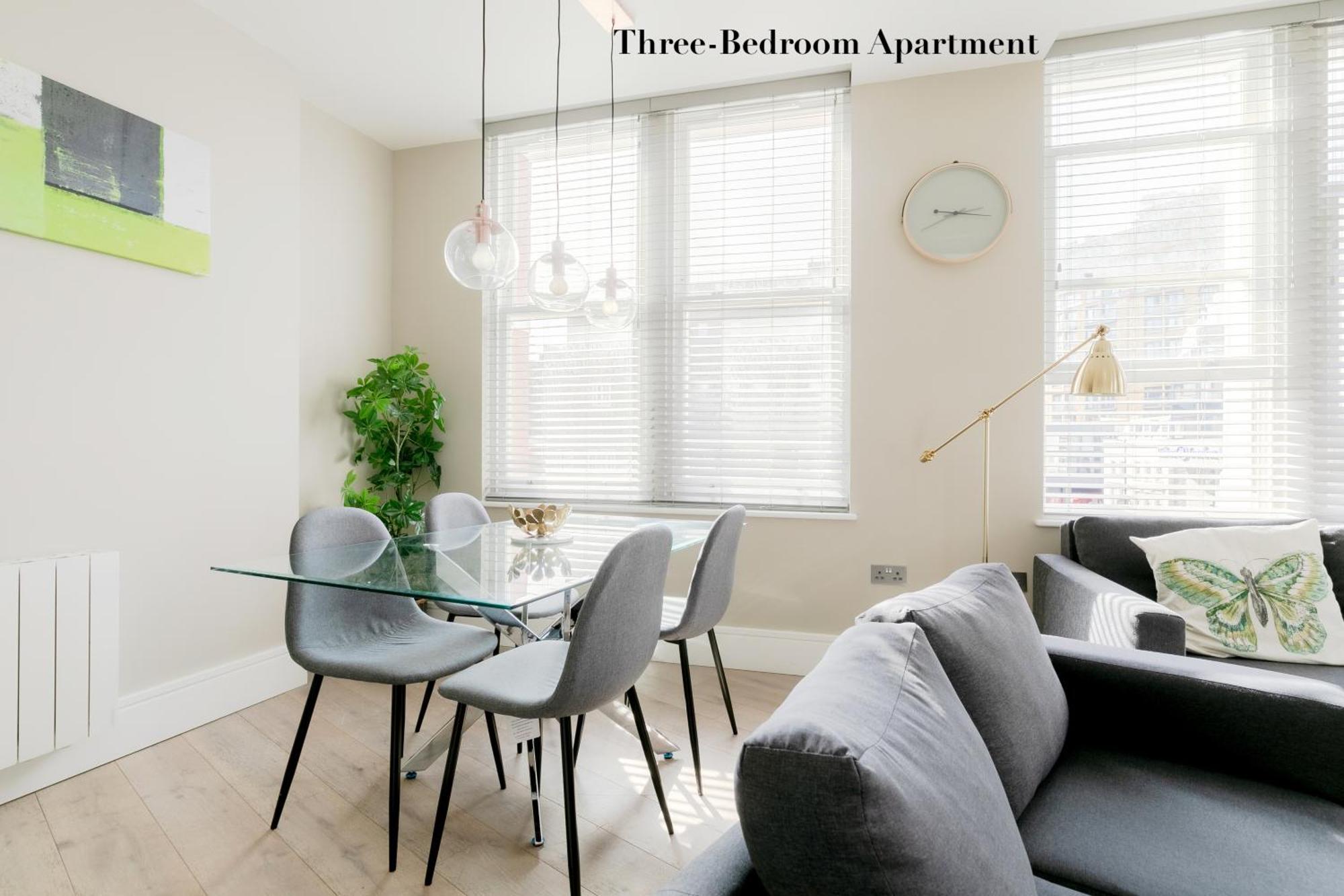 Superb Opposite Edgware Road Station * London