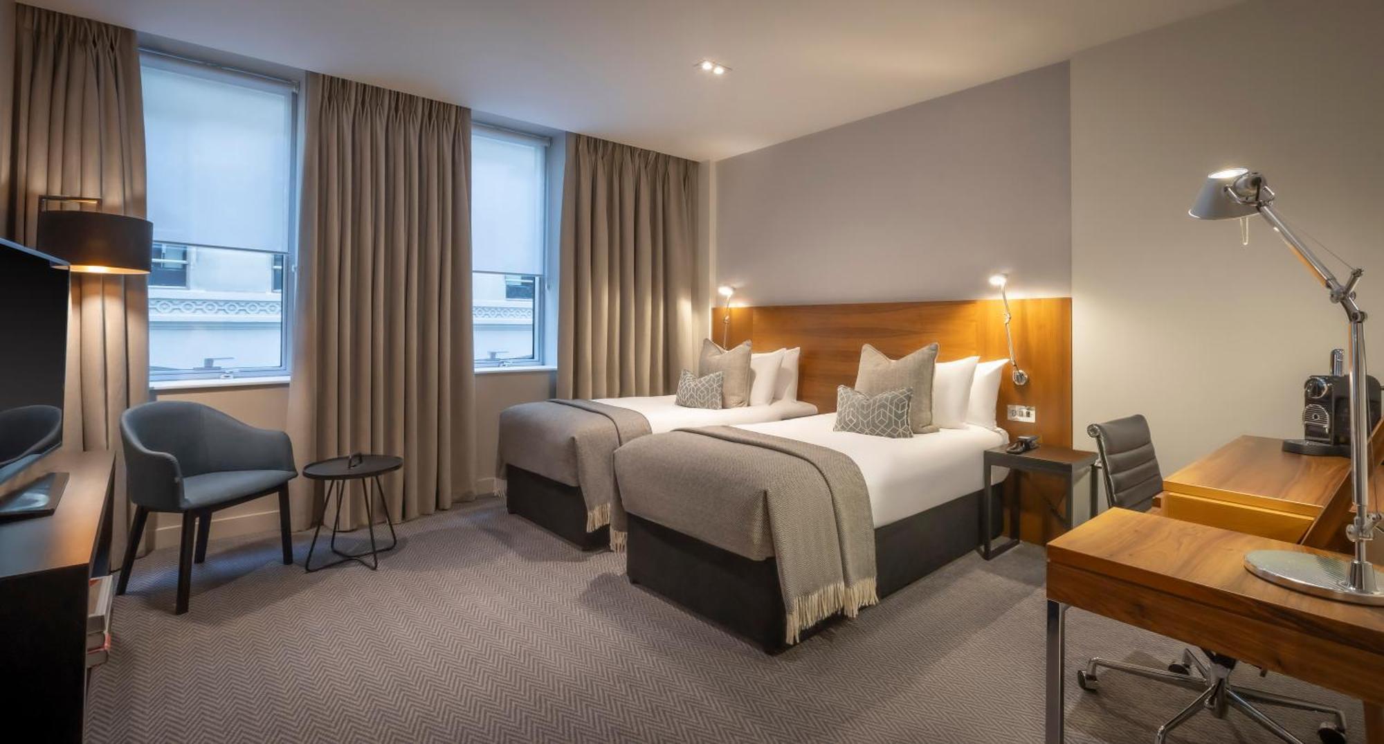 Clayton Hotel