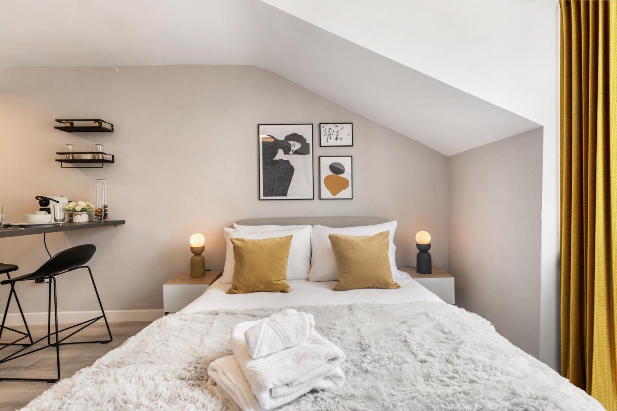 Heavenly - Queen's Gardens Apartment *