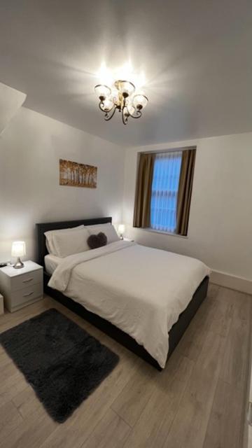 New Look Flat In Waterloo Leilighet *