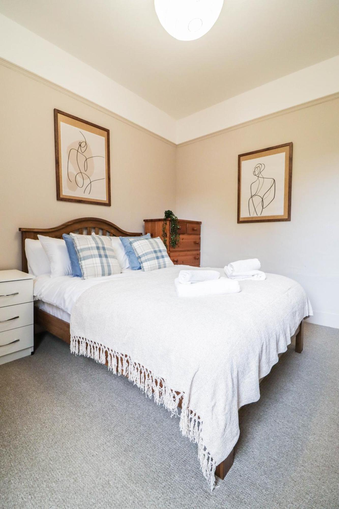 Holiday home Stunning 5 Bed House In Clapham - Free Wifi! London