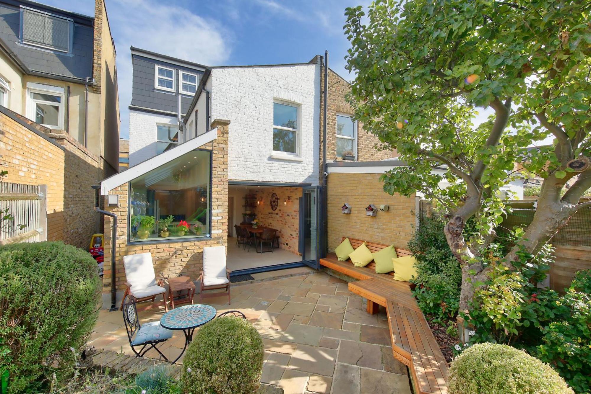 Ferienhaus Family 4-bed House & Secluded Garden - Wimbledon *