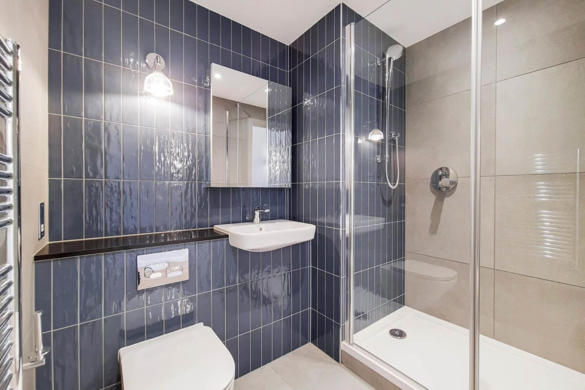 Botanical-inspired At Repton Gardens Right In The Heart Of Wembley Park Apartment