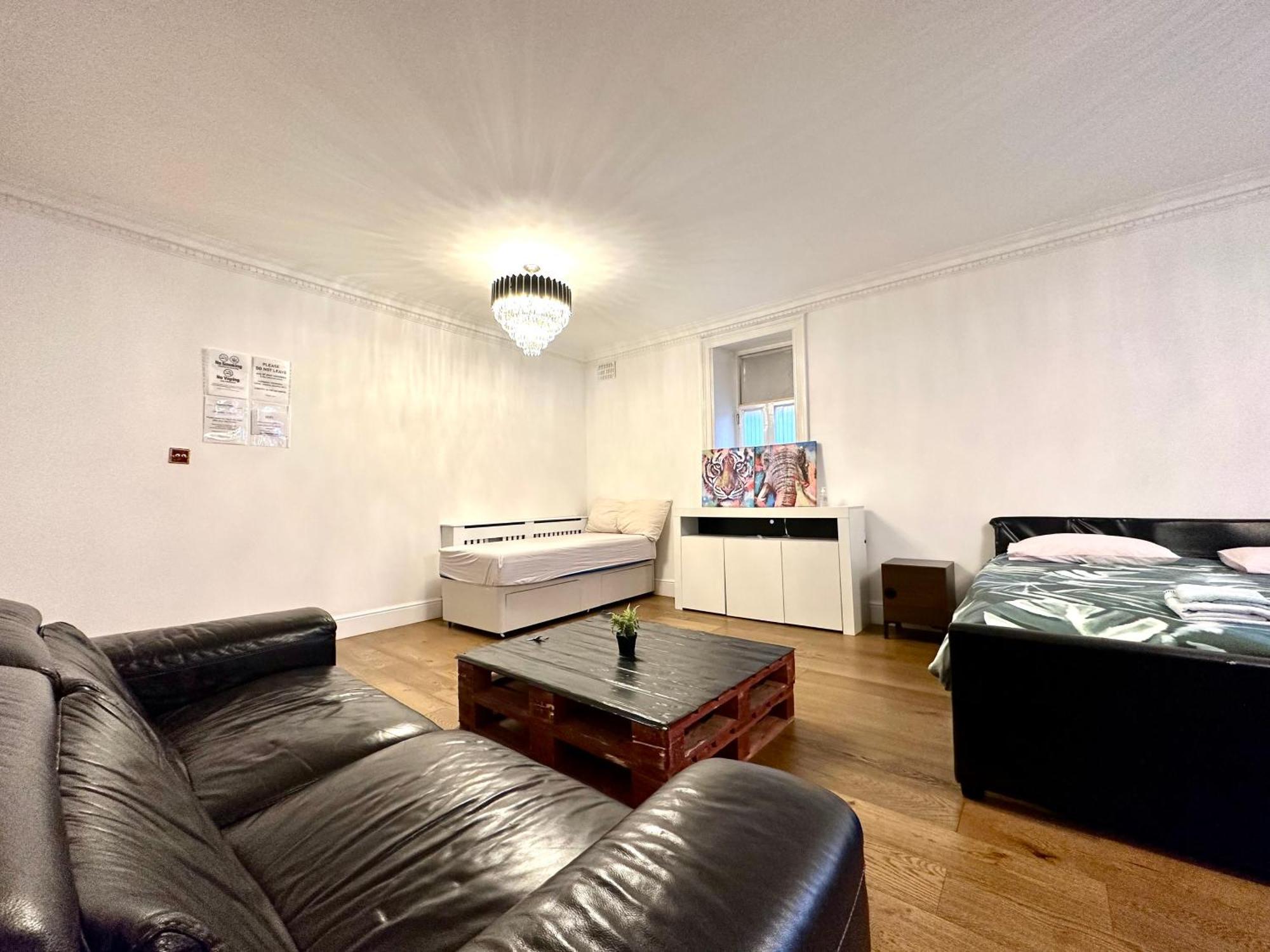 Homestay Greatest Double In Marylebone-paddington #room Name Is Miami# *