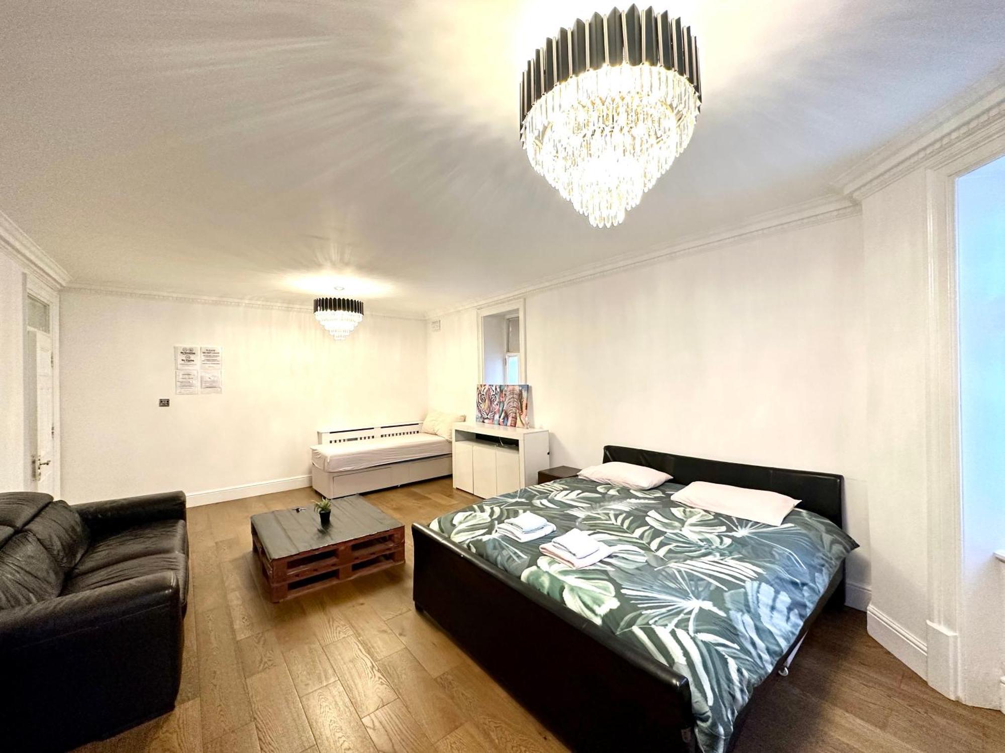 Greatest Double In Marylebone-paddington #room Name Is Miami# Homestay *