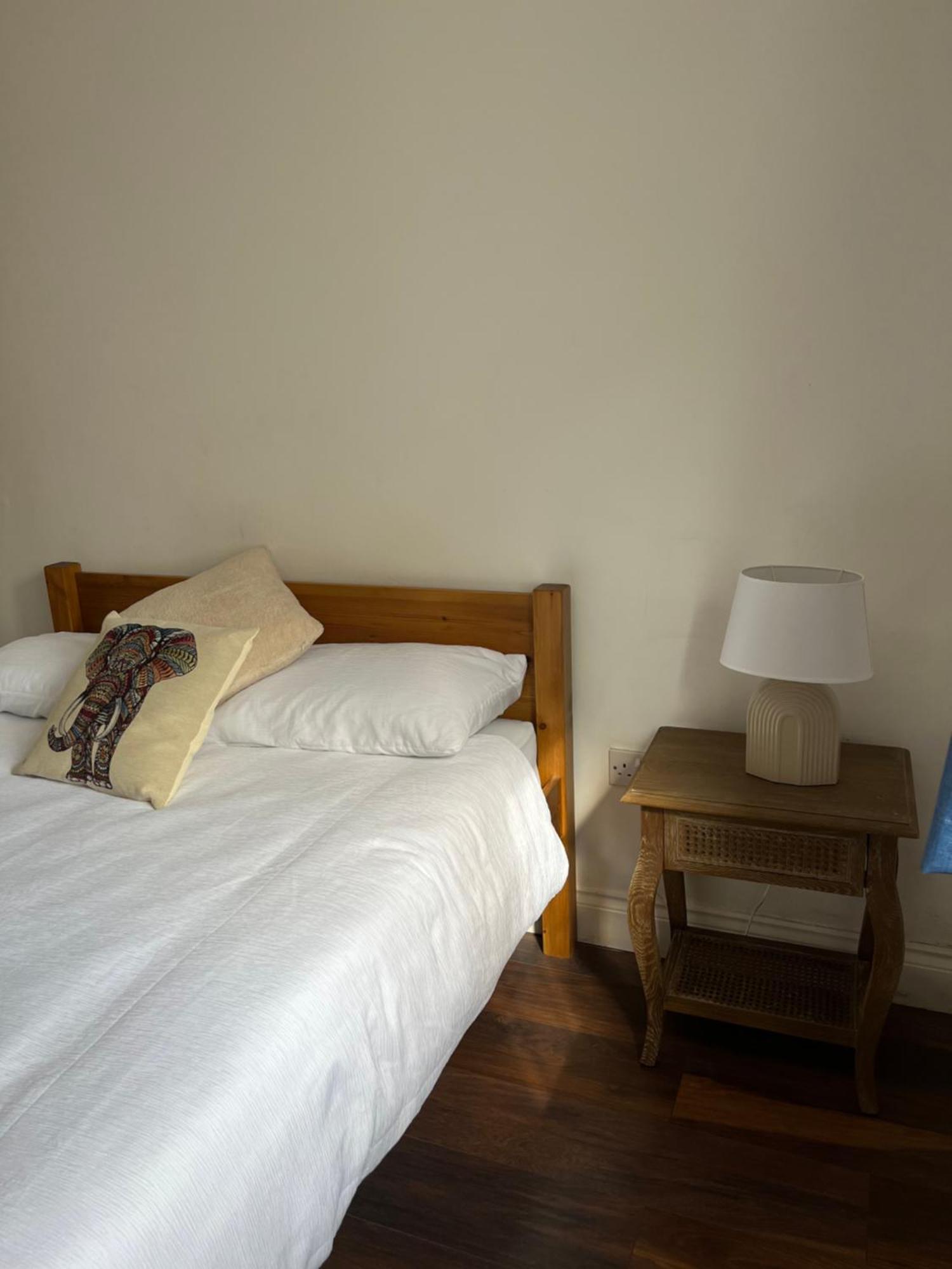 Apartment Comfortable Two Bedroom Modern