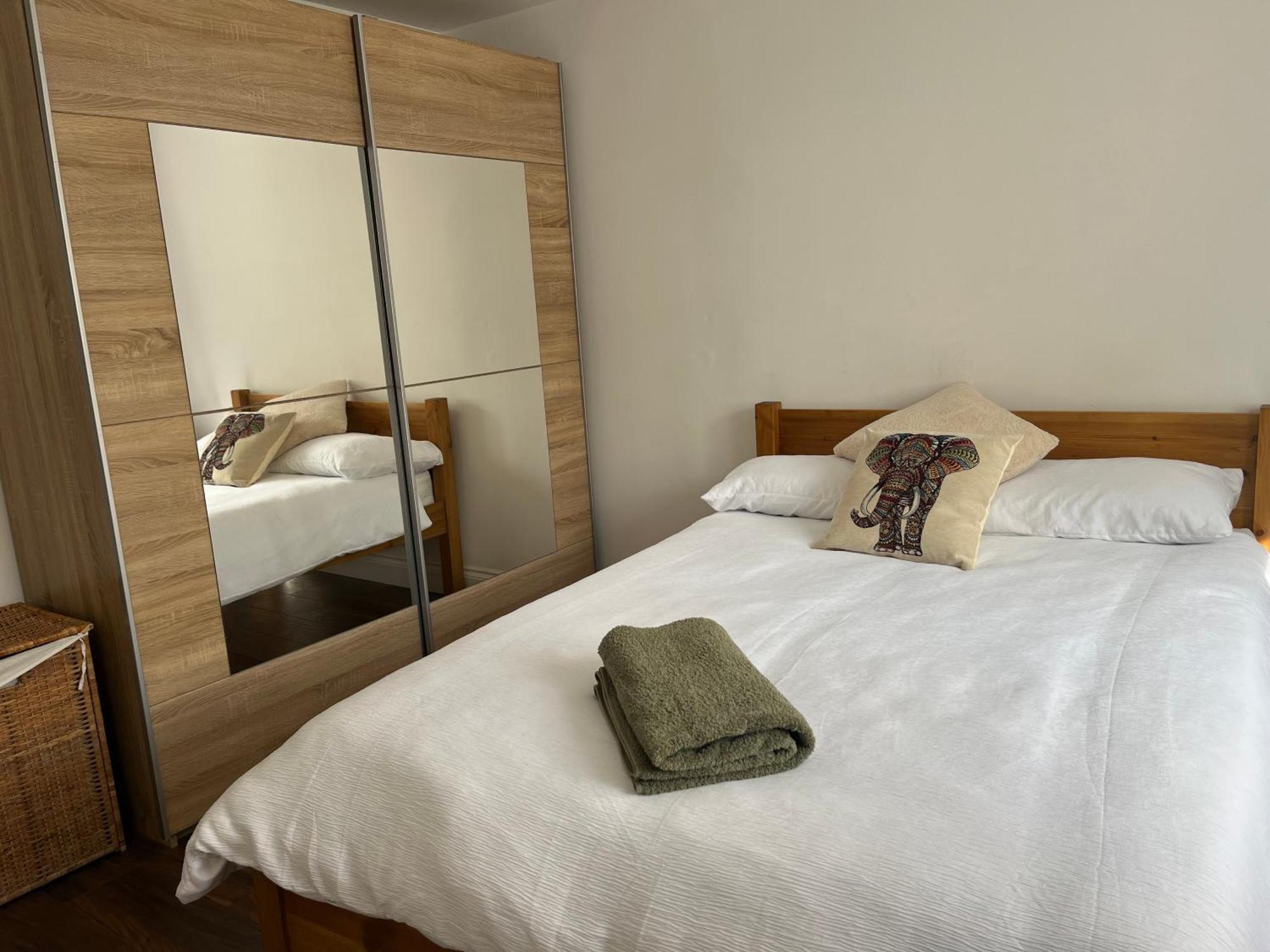 Apartment Comfortable Two Bedroom Modern