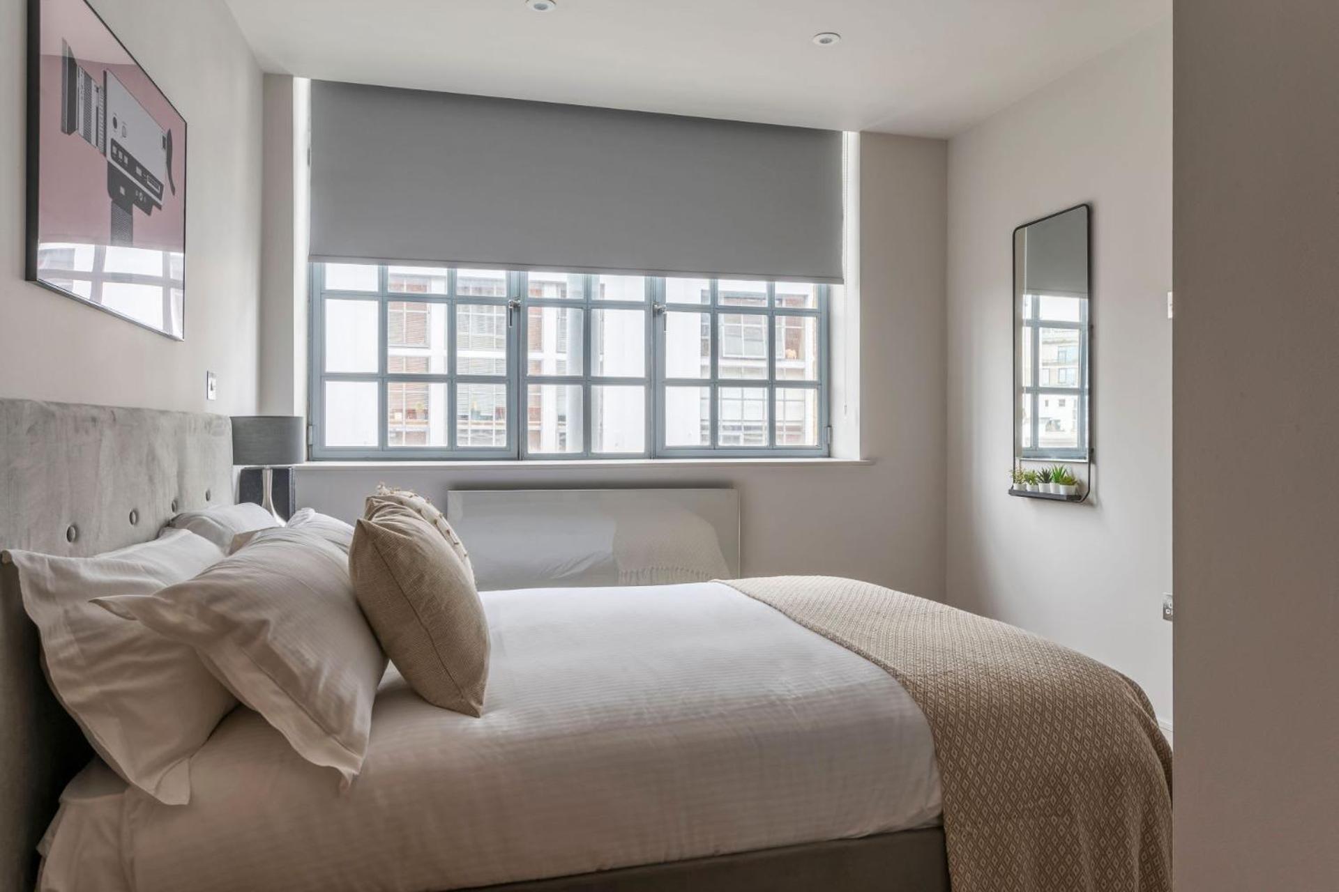 Amigos Nest - Farringdon - By Frankie Says * London