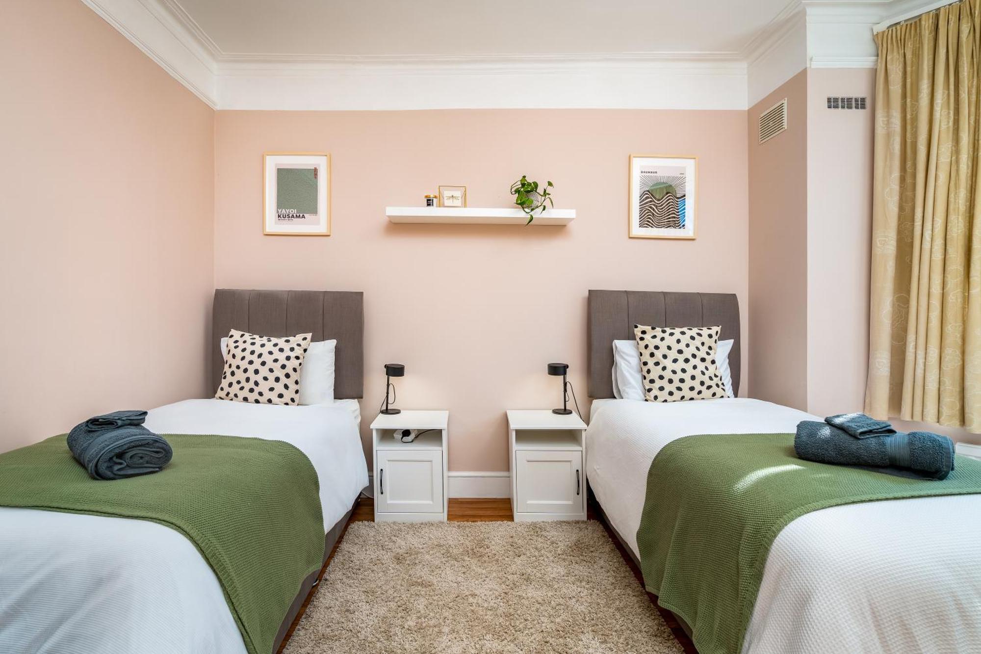 Homely And Stylish With A Garden In East Finchley Leilighet *