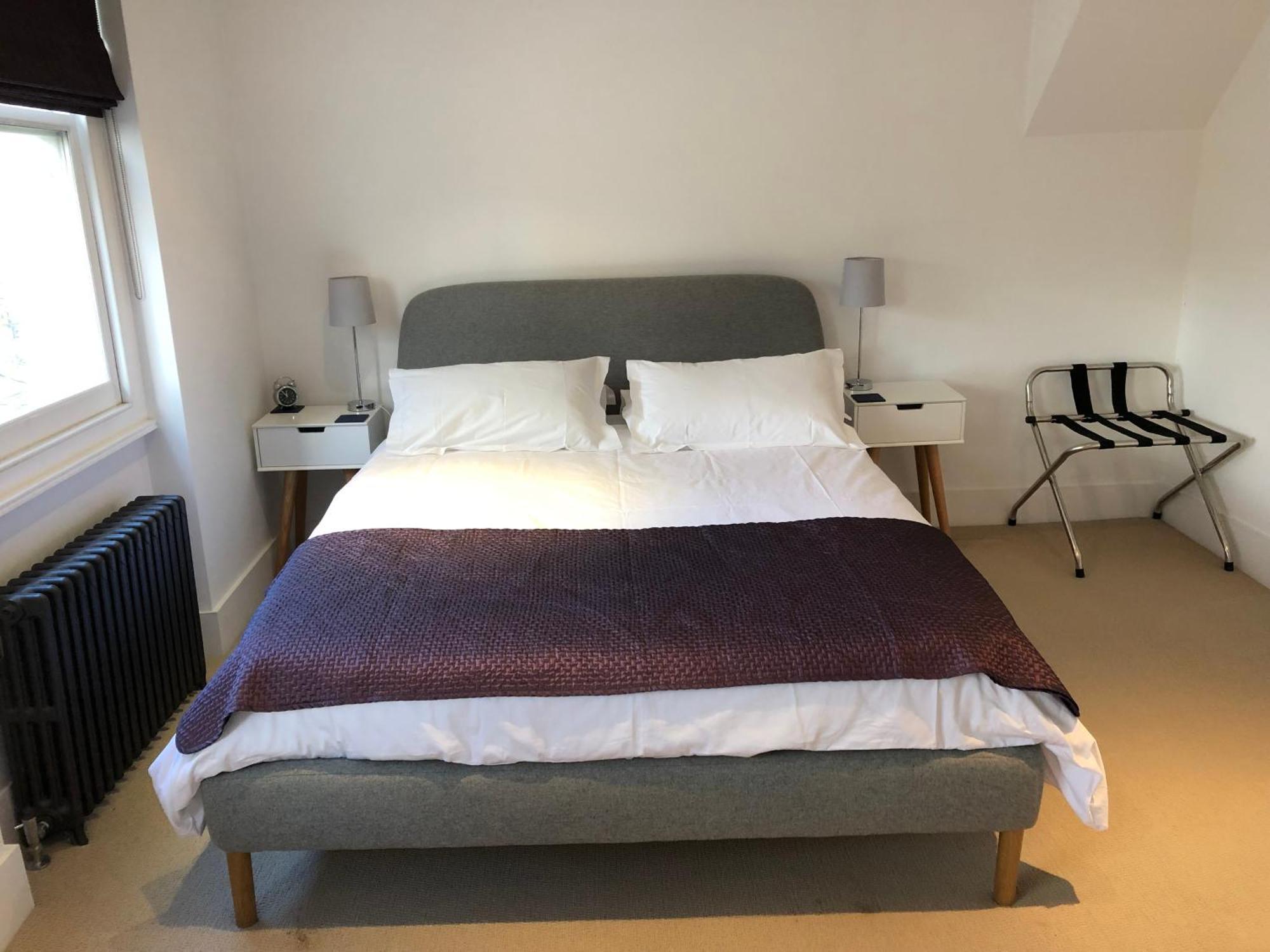 Bed & Breakfast Kennington B & B