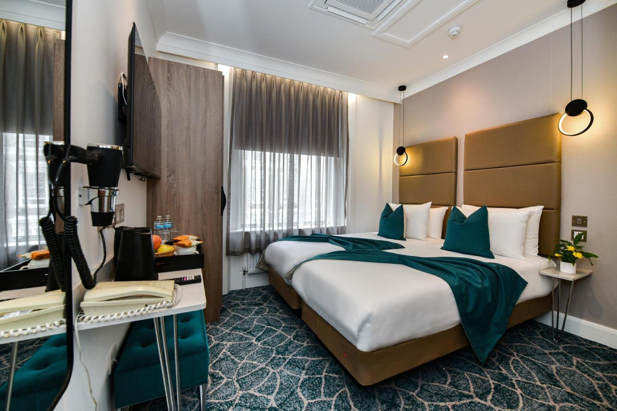 Queens Park Premier Hyde Park 4* London