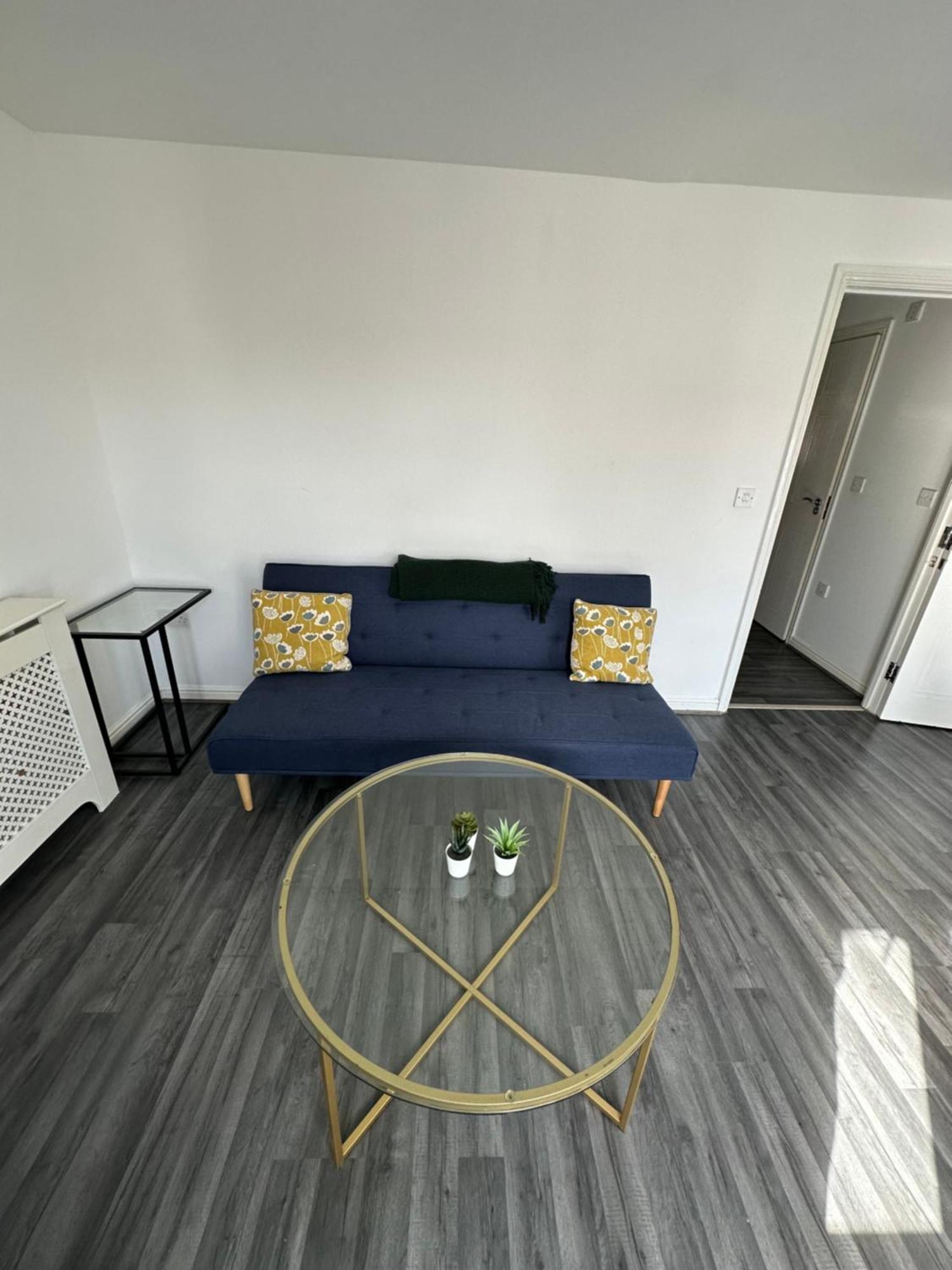 Apartment By Rehoboth - Abbey Wood Station - Zone 4 London