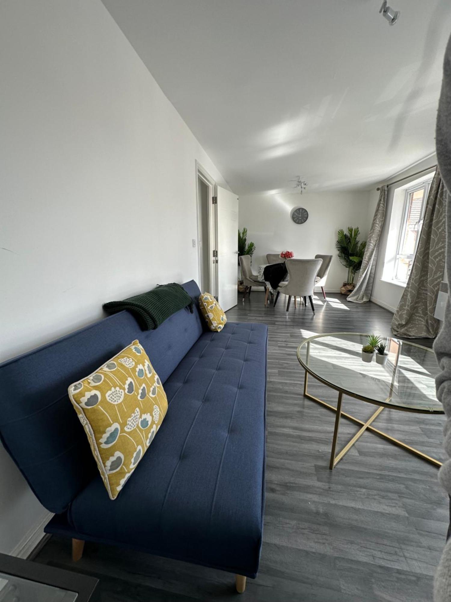 By Rehoboth - Abbey Wood Station - Zone 4 Apartment