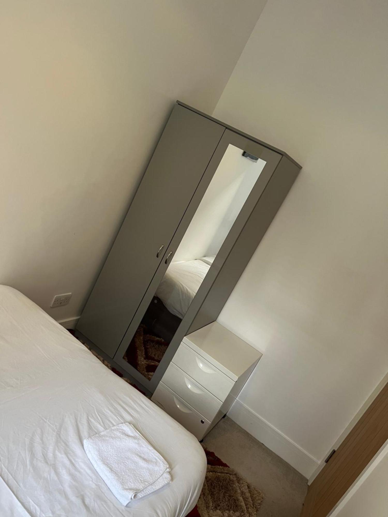 Spacious 2 Bedroom In Woolwich Arsenal Londres