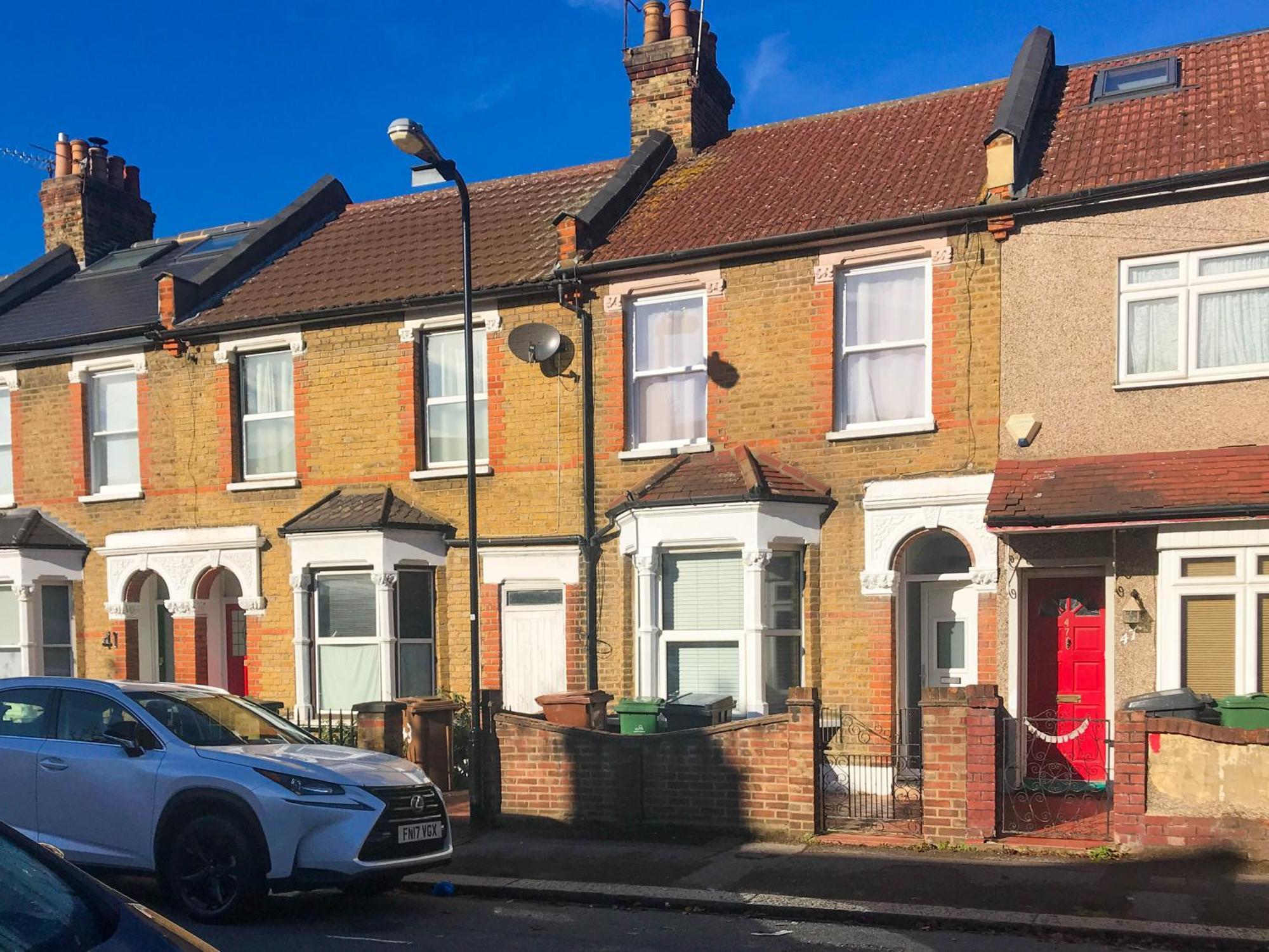 Ferienhaus Clarence House 3 Bedrooms 8min To Station E17 North East