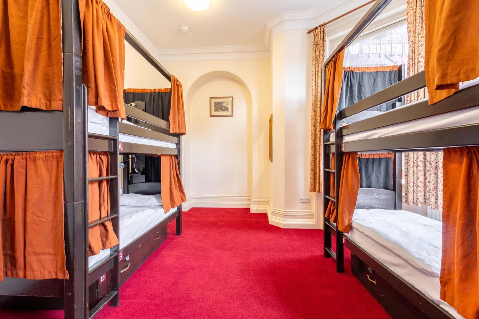 Hostel Palmers Swiss *