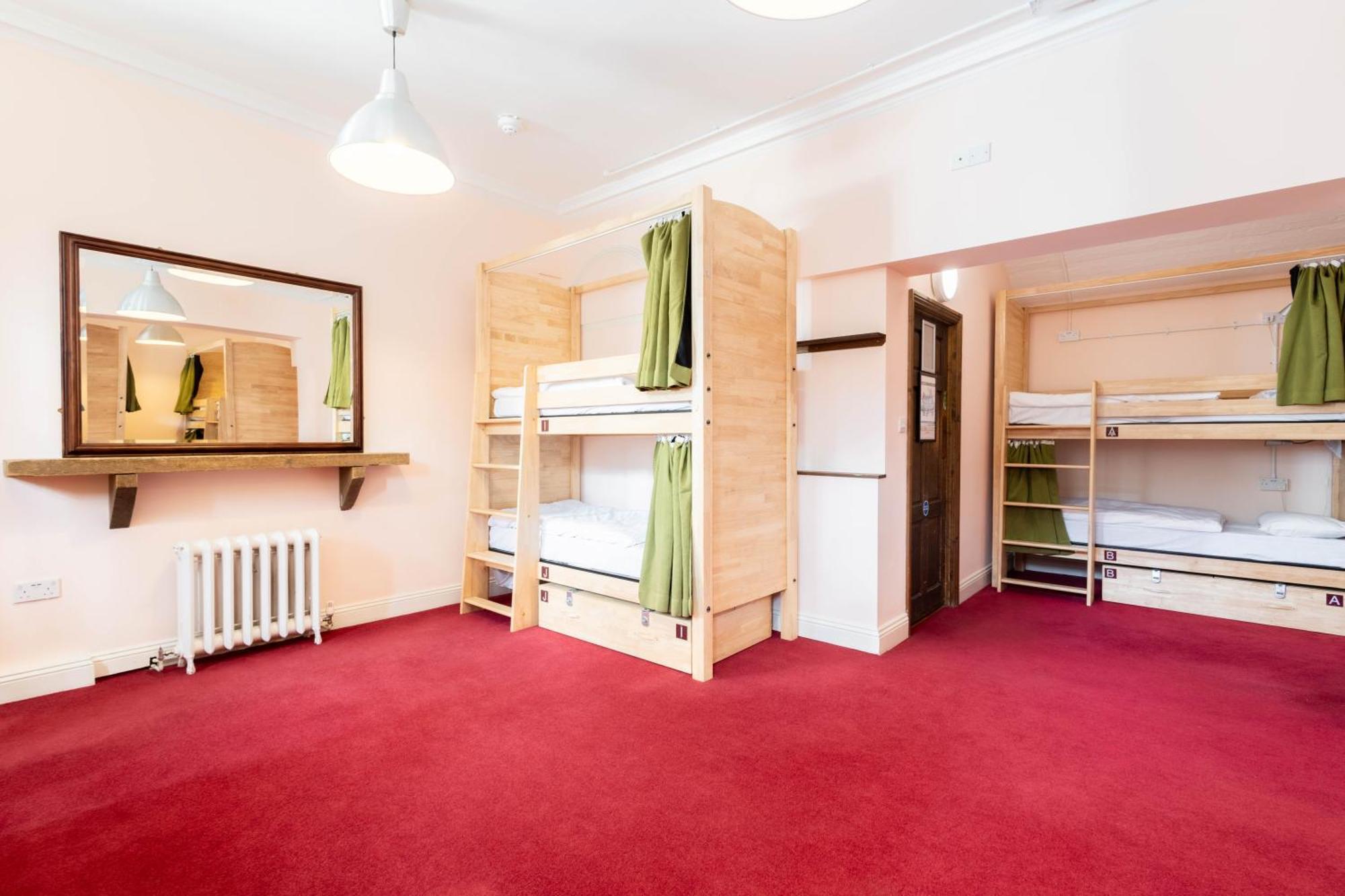 Palmers Swiss Hostel