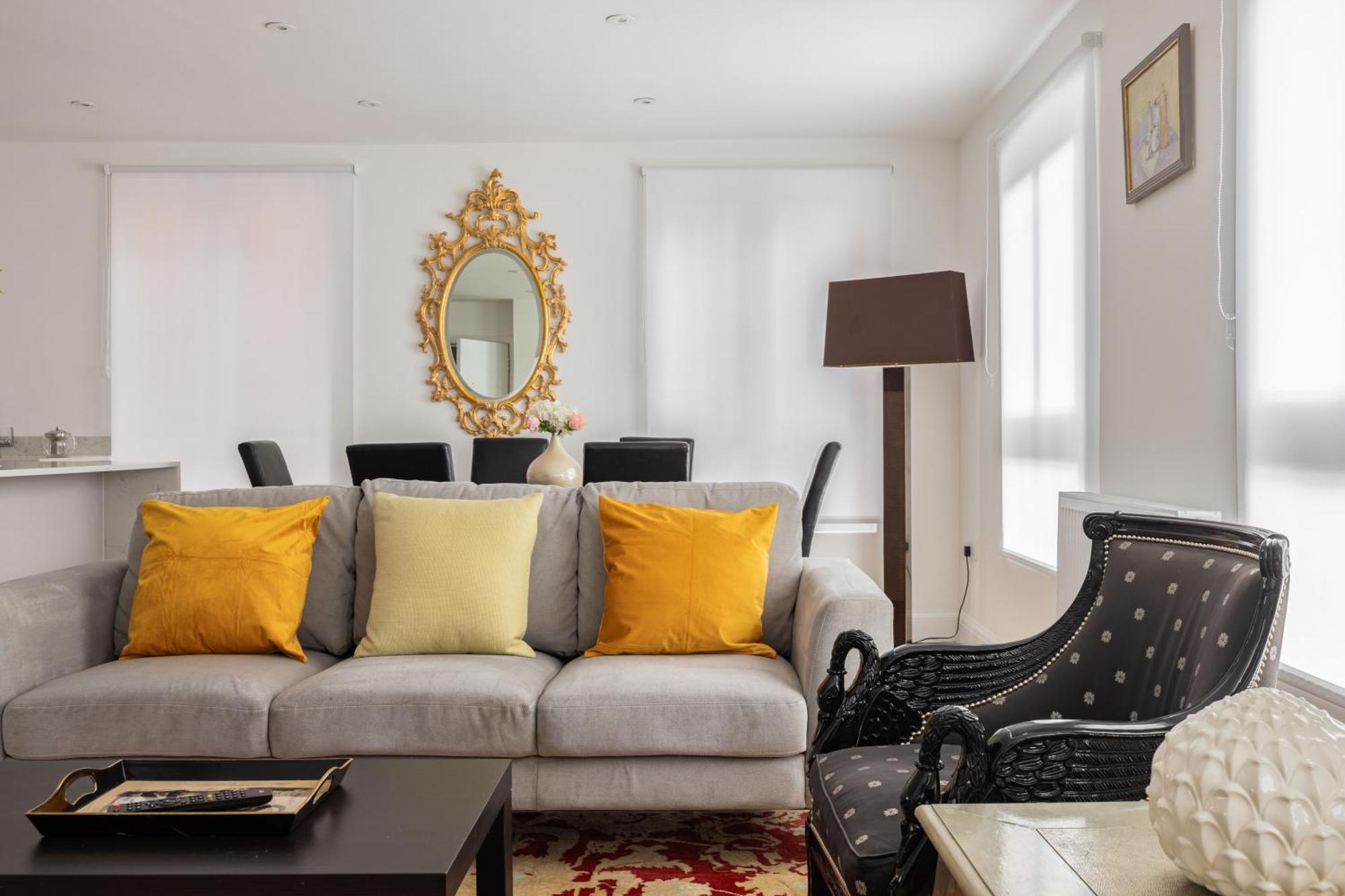 Kensington High Street Apartment