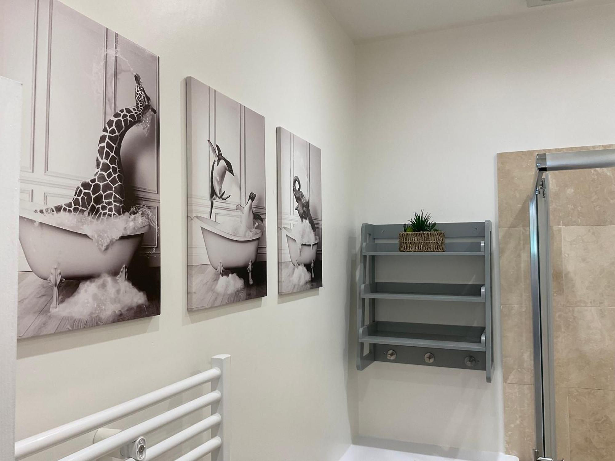 2 Bed From 41 Leilighet London
