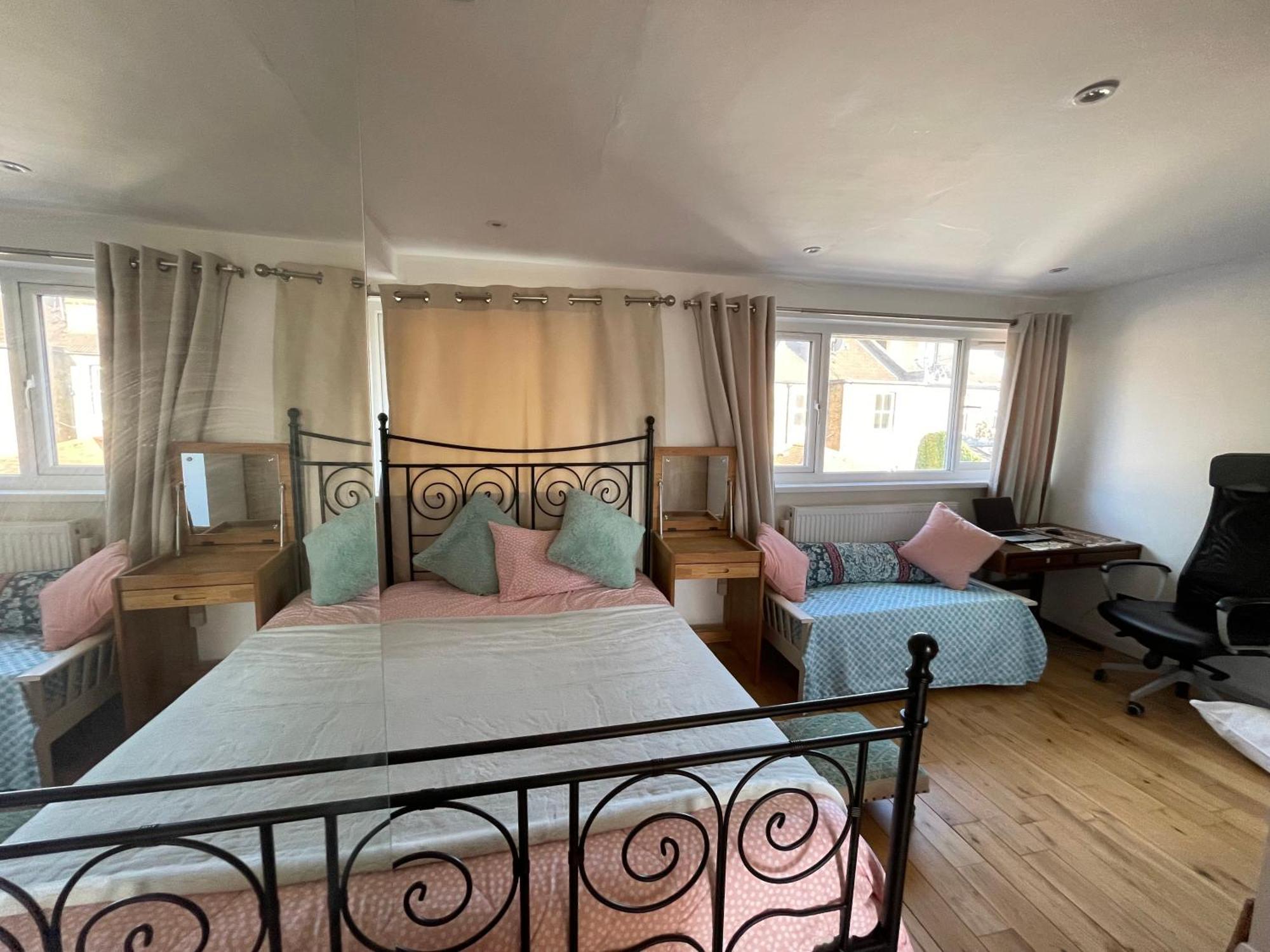 Accommodatie bij particulieren Luxury With Private Bathrooms