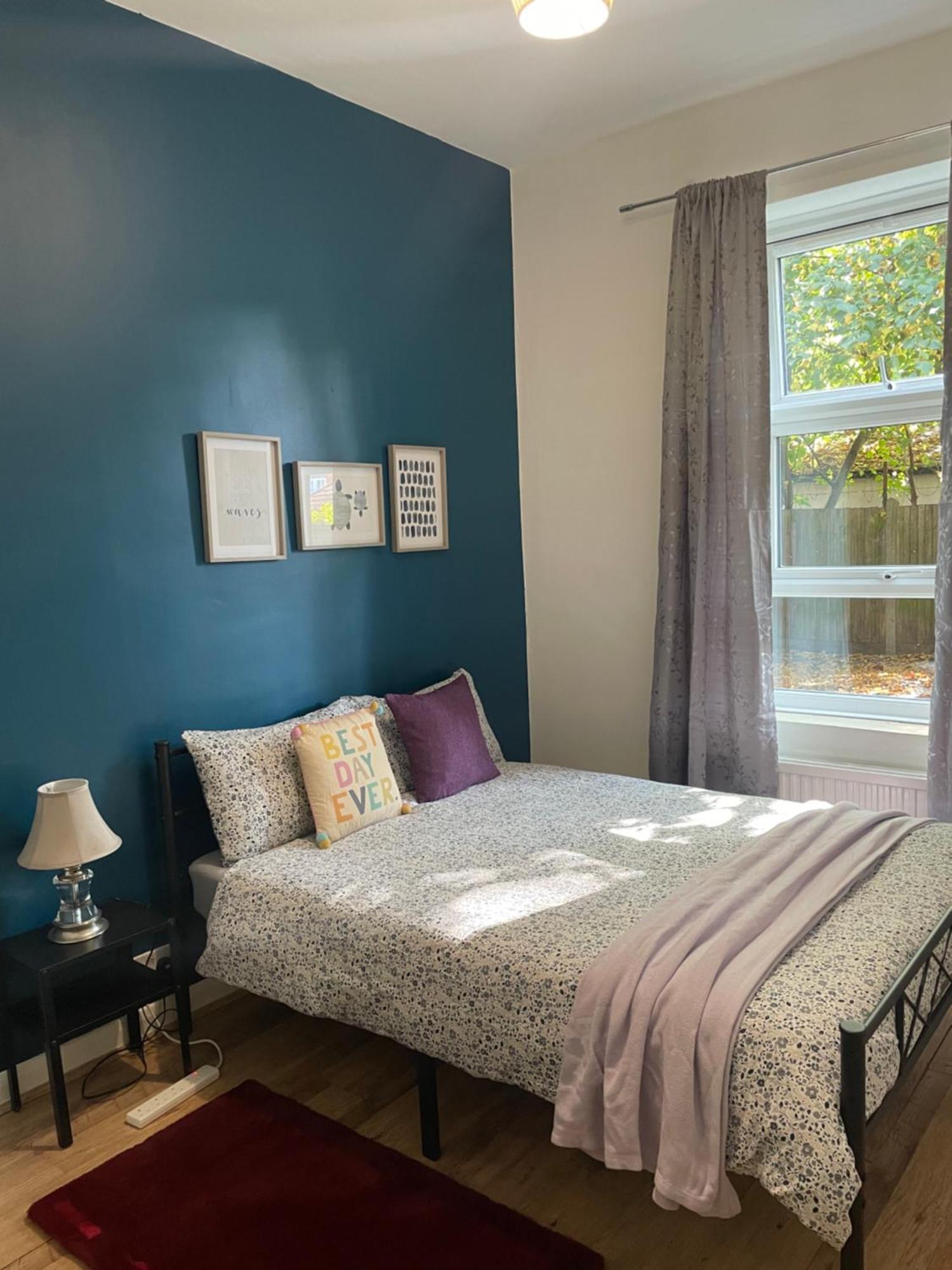 Contemporary Private Near Central * London
