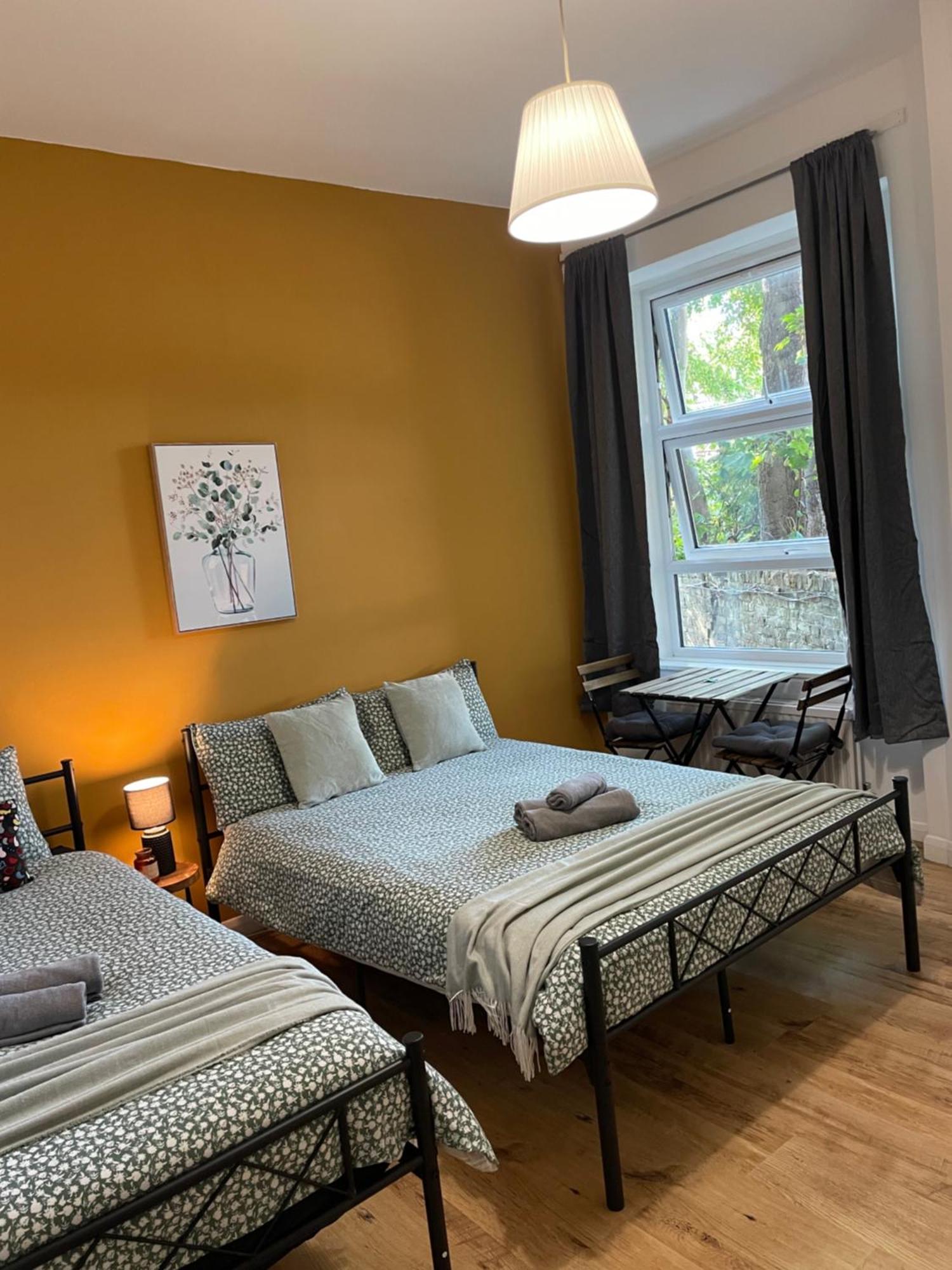Contemporary Private Near Central Privat overnatting London
