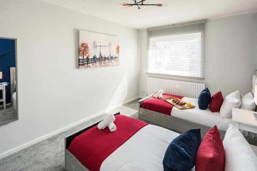 Smart Living Sophisticated Style - Photo Id Required London
