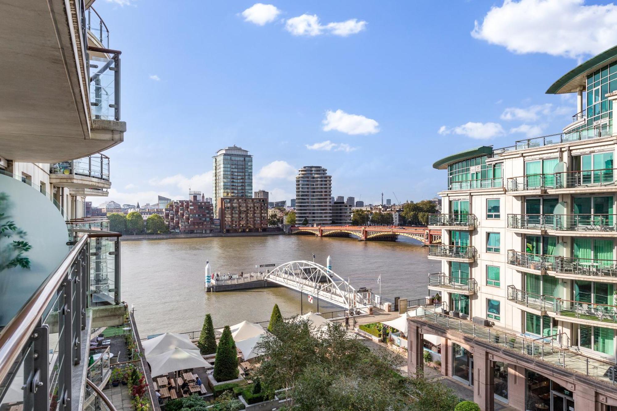 Vauxhall Large 2bedroom With Amazing River View Panoramic Balcony Leilighet *