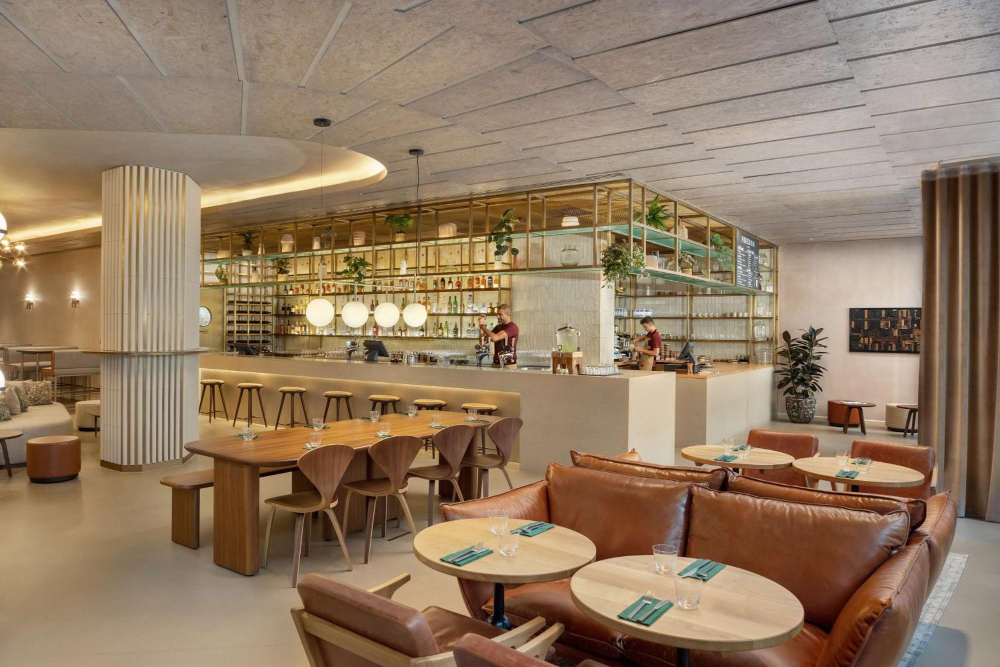 Canopy By Hilton Hotell 4*