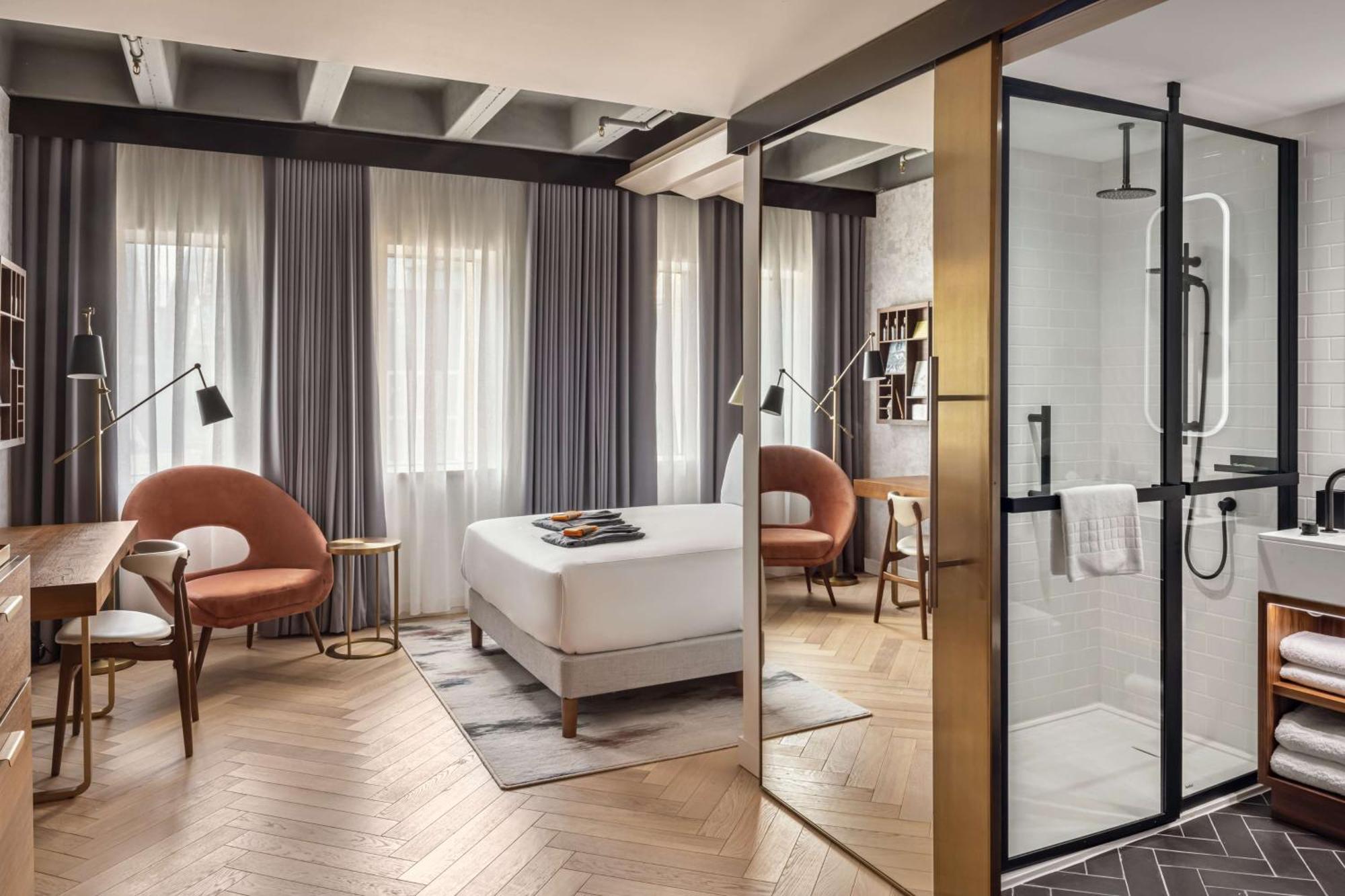 Canopy By Hilton 4*