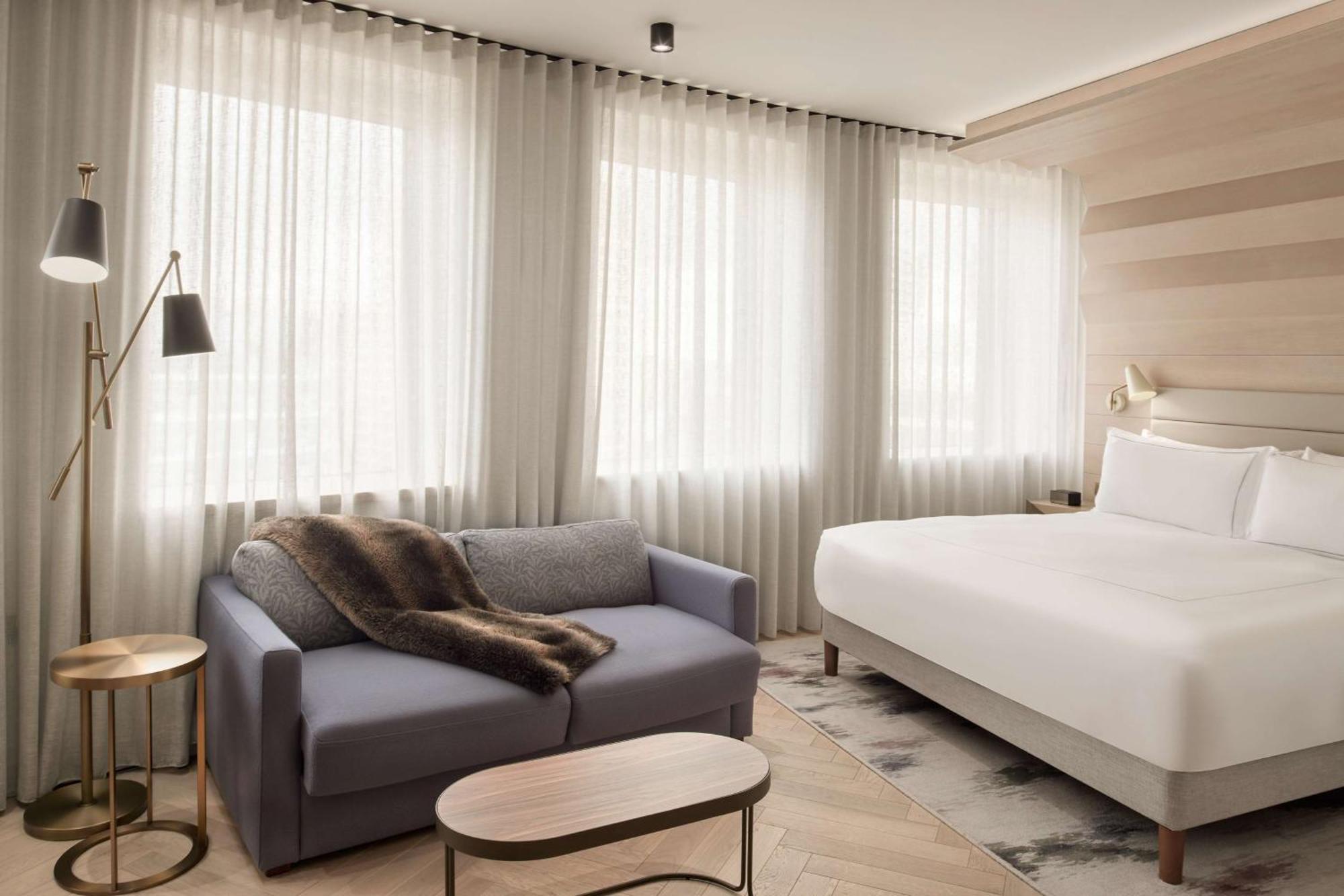 Canopy By Hilton 4* London
