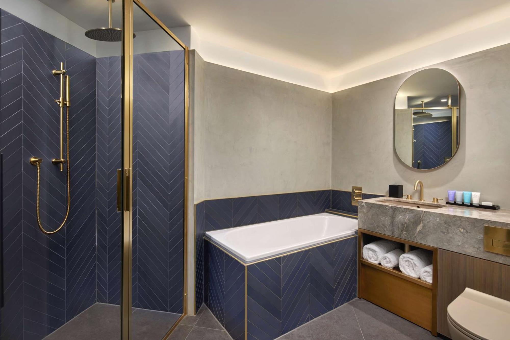 Hotell Canopy By Hilton 4*