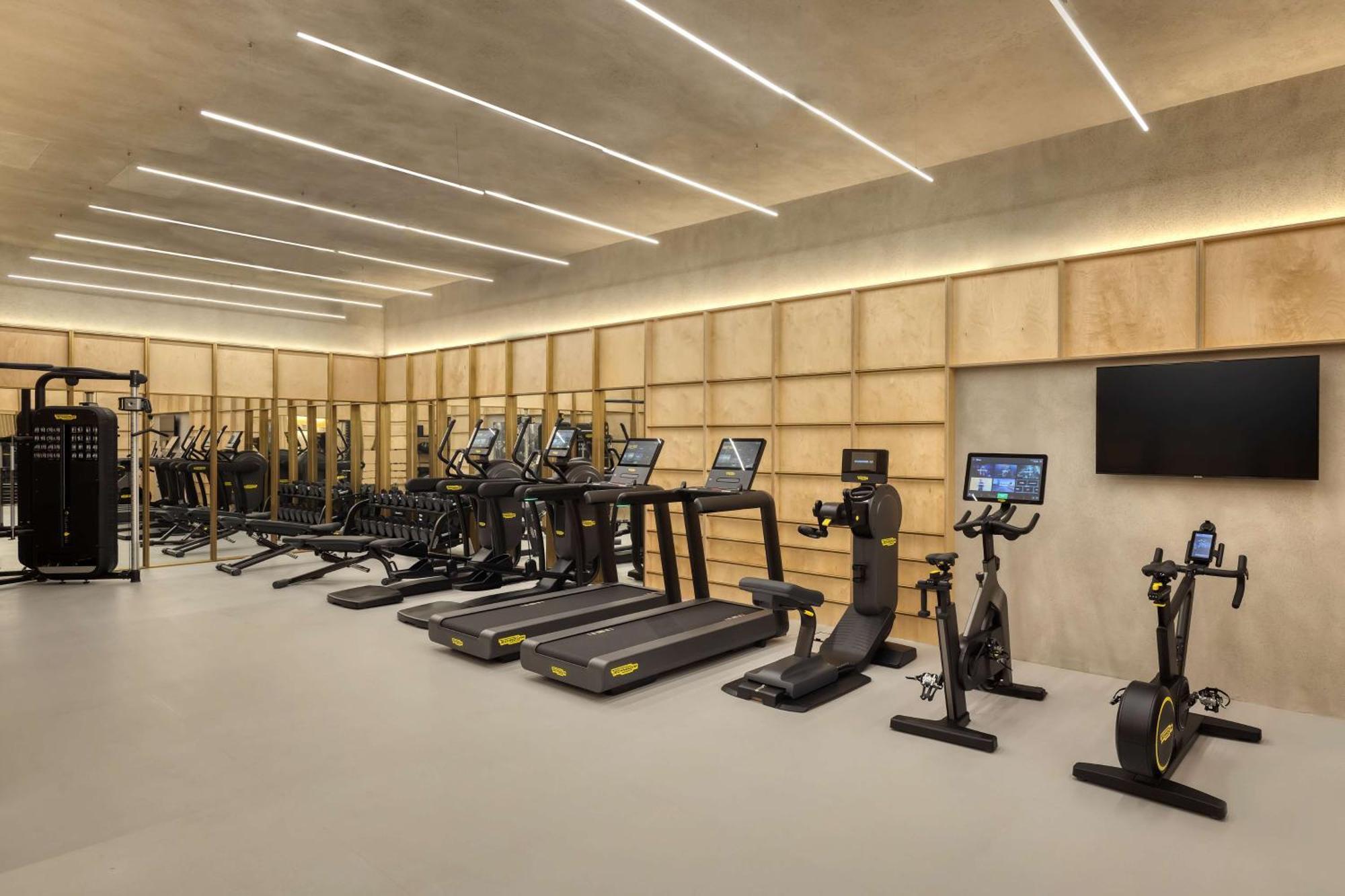 Hotell Canopy By Hilton 4*