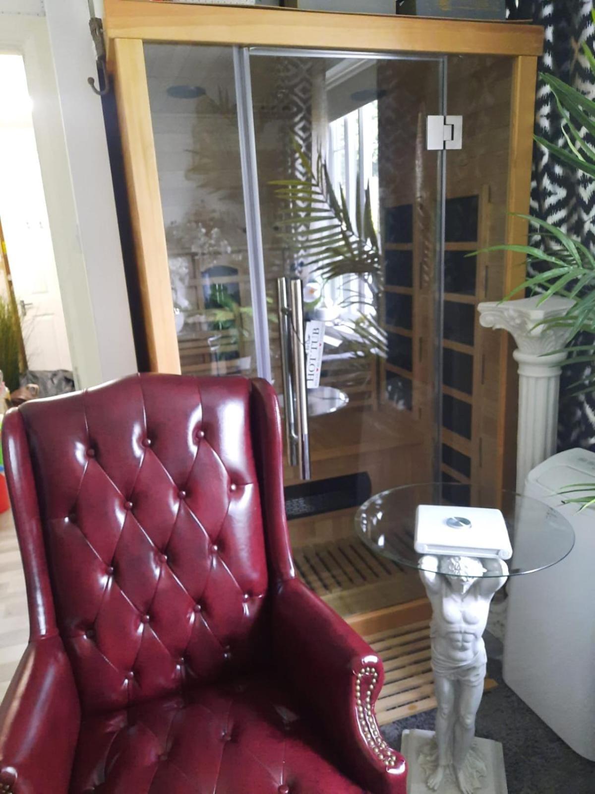 Lili -lovely 2 Studio In Wembley Stadium Appartement *