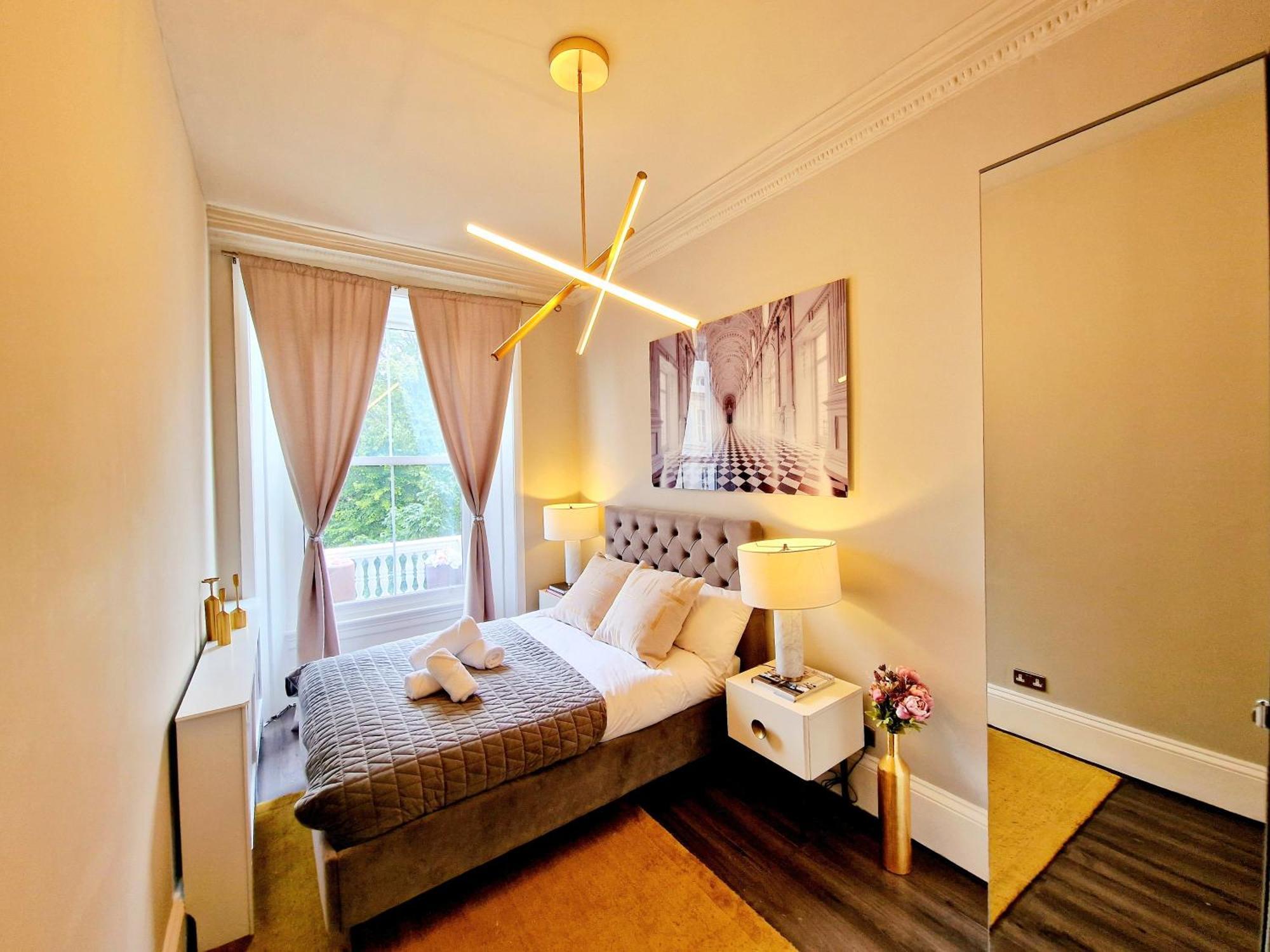 Apartment Stylish & Cosy Hyde Park By Tube Metro Stations With Elevator - Lift *