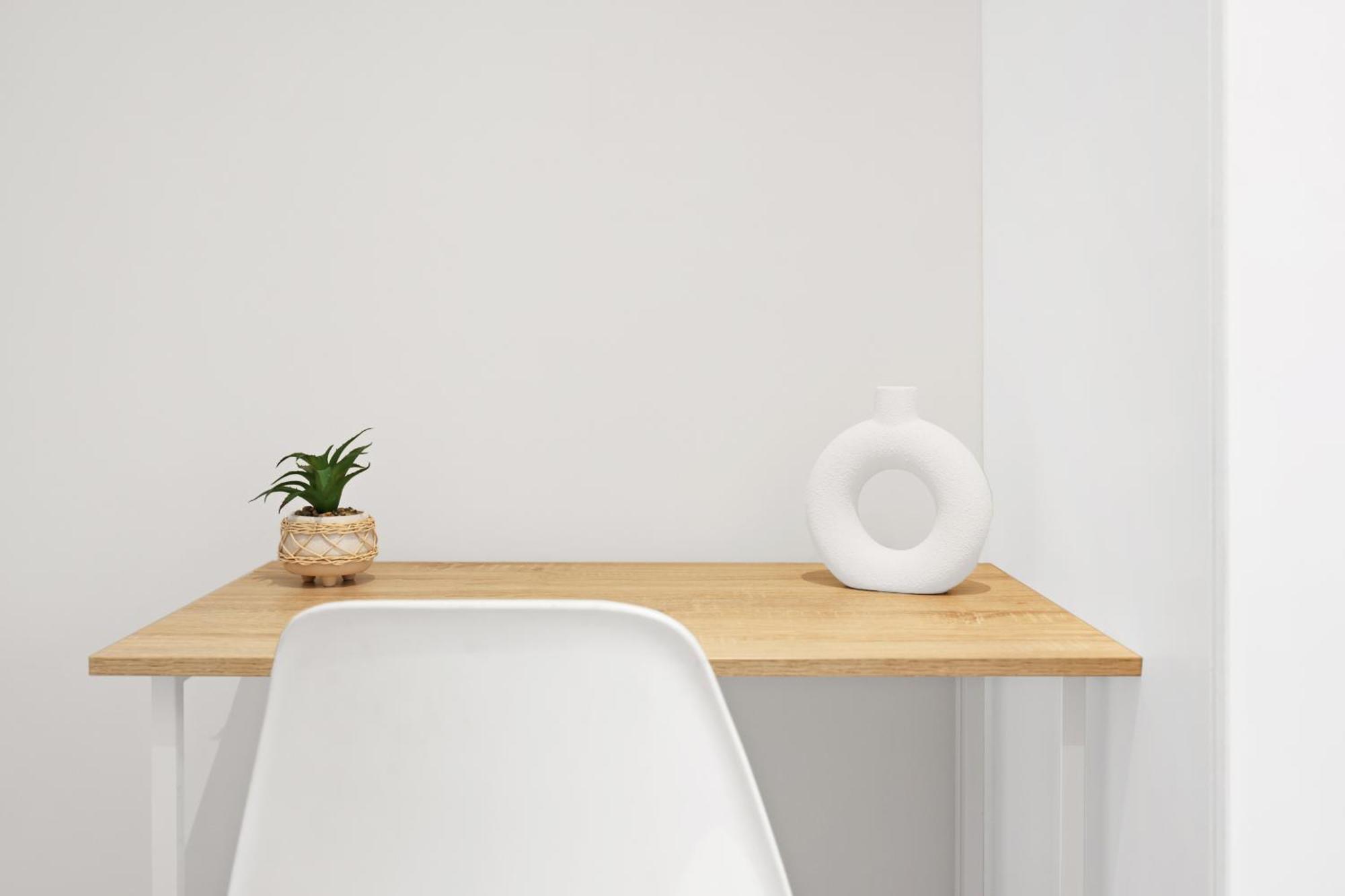 Apartment Luxury 3 Bedroom House In Limehouse, Close To City! Sleeps 6-8! *