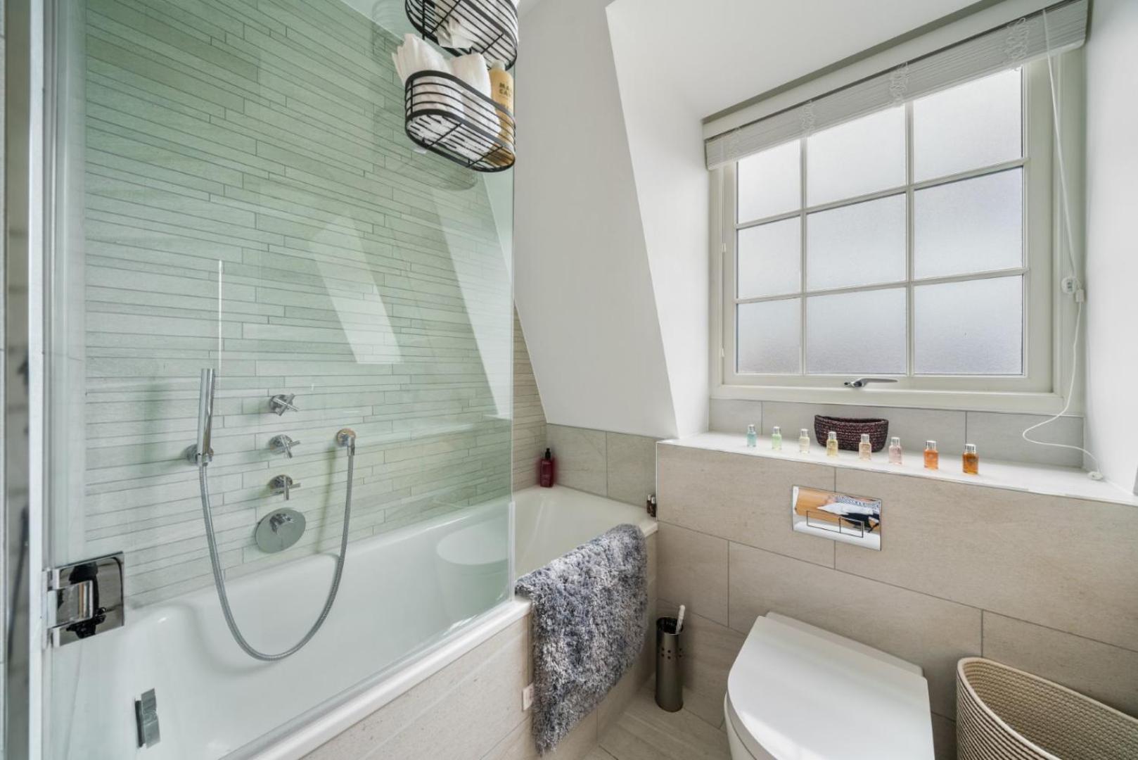 Stunning 1-bedroom Penthouse In Marble Arch 72 London