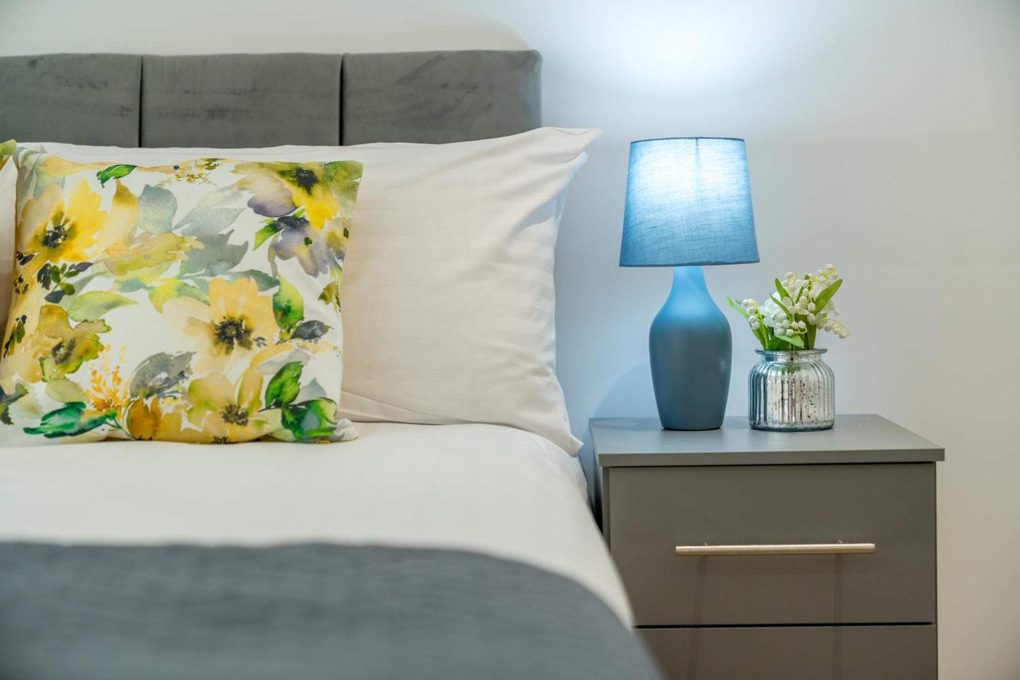 Apartment Skyvillion: Thames View Near Attractions London