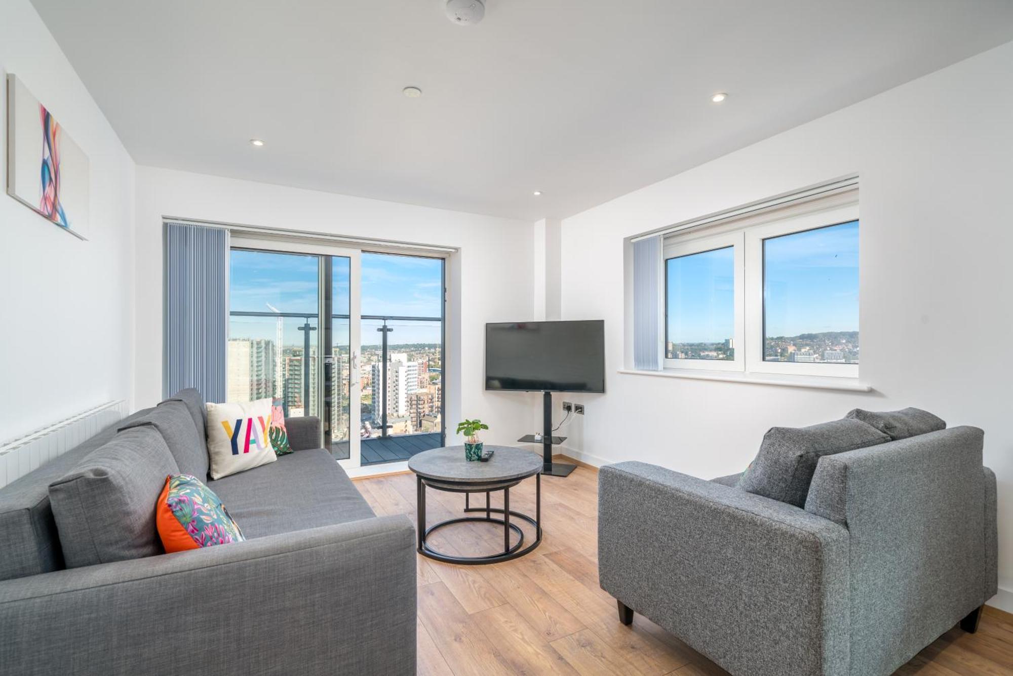 Apartment Skyvillion: Thames View Near Attractions London