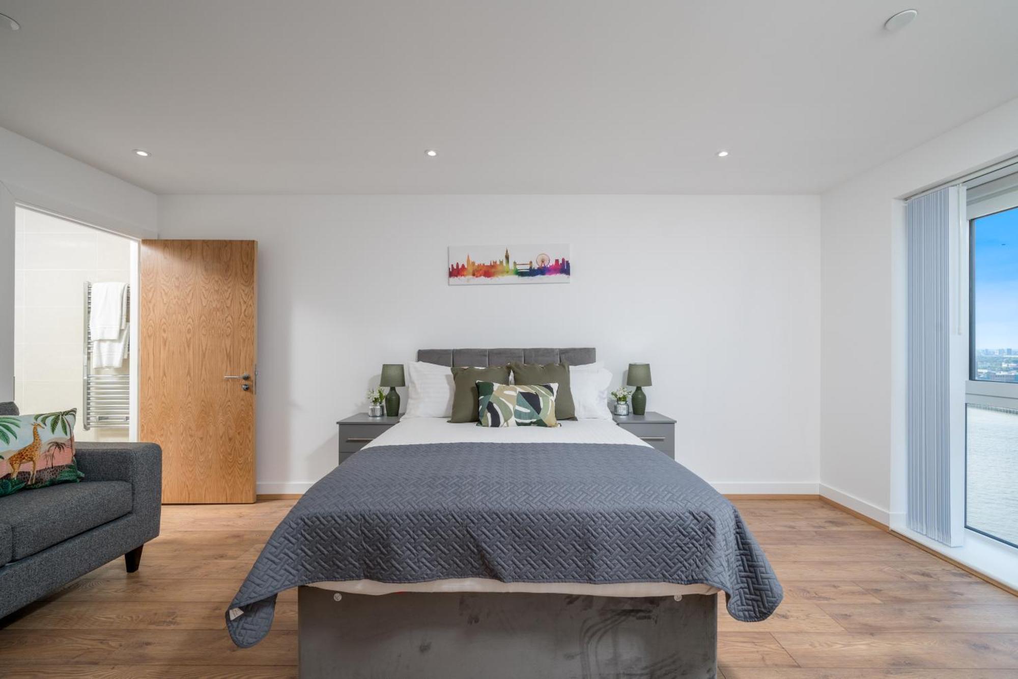 Skyvillion - Skyview Overseeing River Thames By Woolwich Ferry, Near Excel, O2 Arena, Airport, Free Wifi & Free Onsite Parking, Fantastic Rates For Longer Apartamento *
