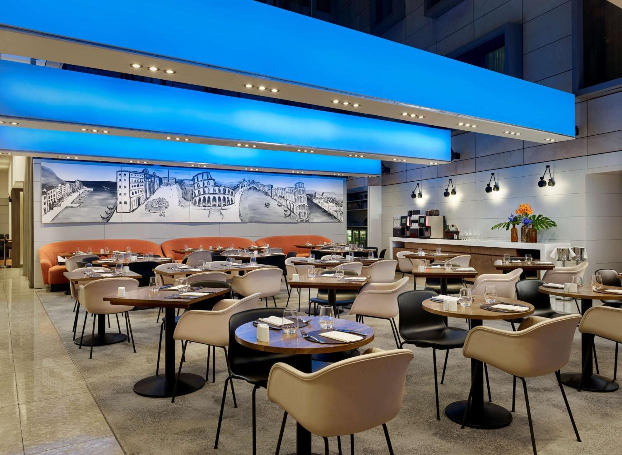 Park Plaza County Hall Hotel 4*