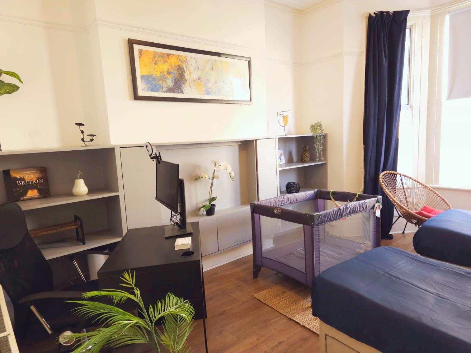 The Orange Garden 2 Bed Serviced Near Notting Hill Portobello Market Apartment London