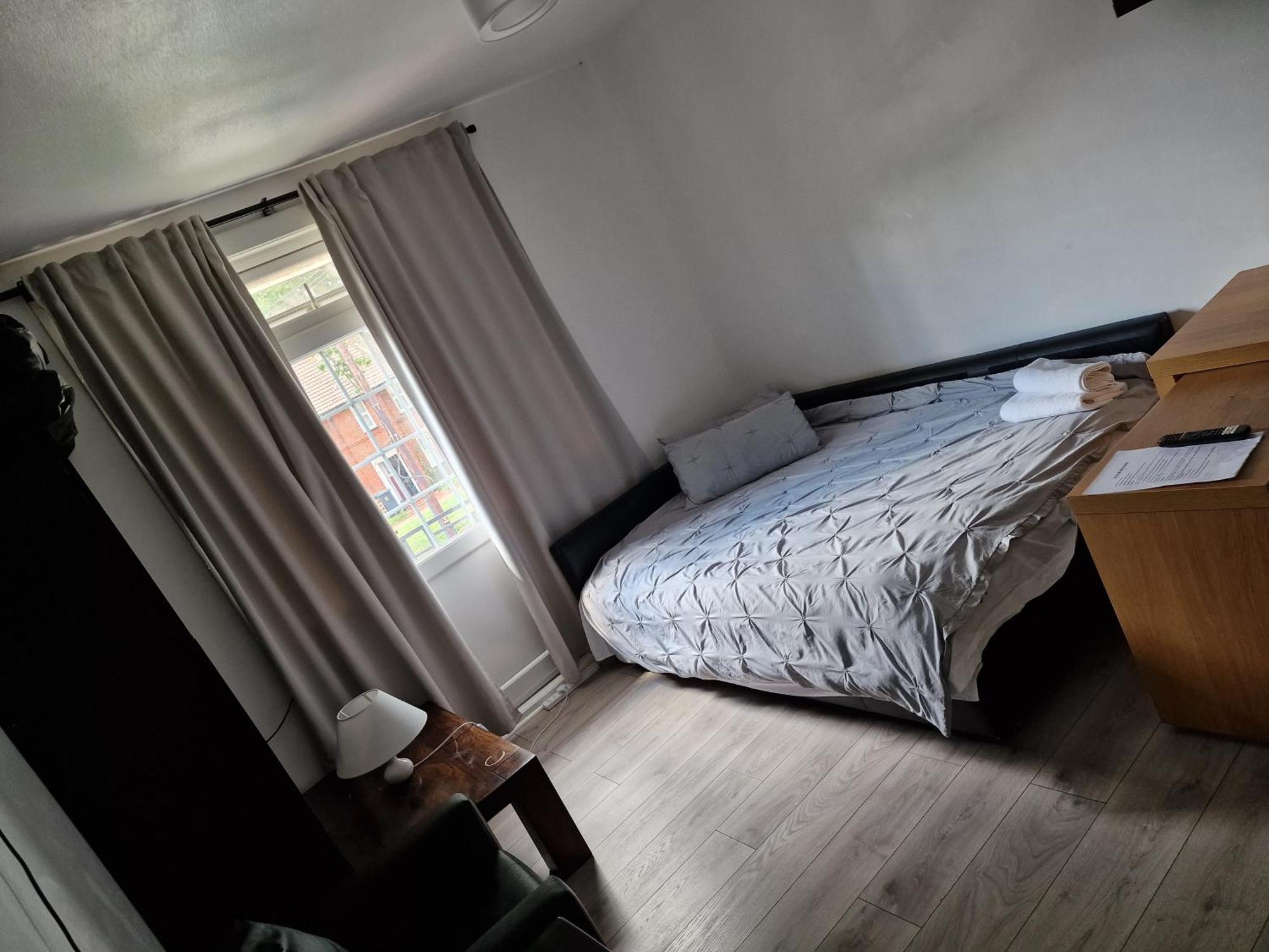 Tower Gardens Bed & Breakfast London