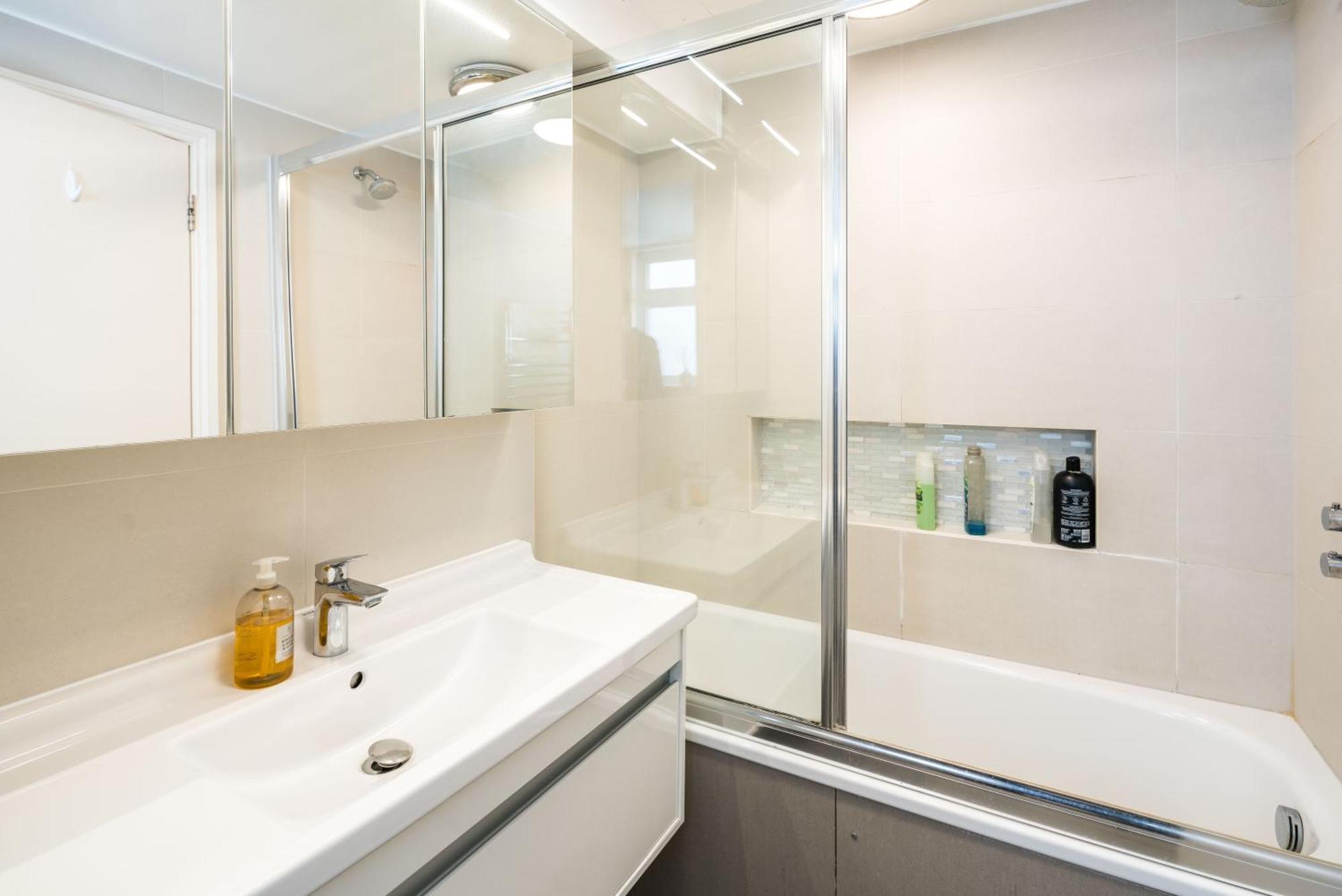 Apartment Kensington Arte Casa London