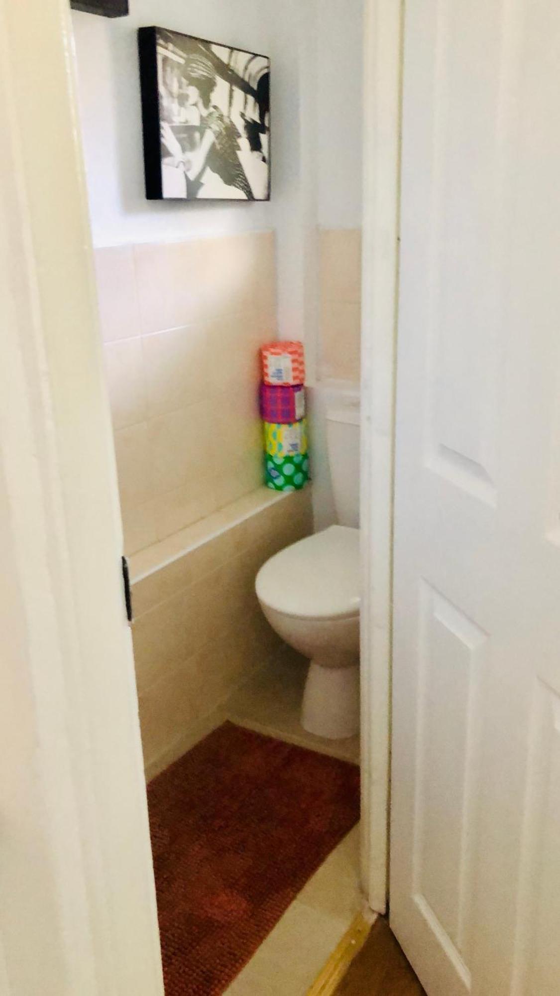 Location- 2 Bedroom * London