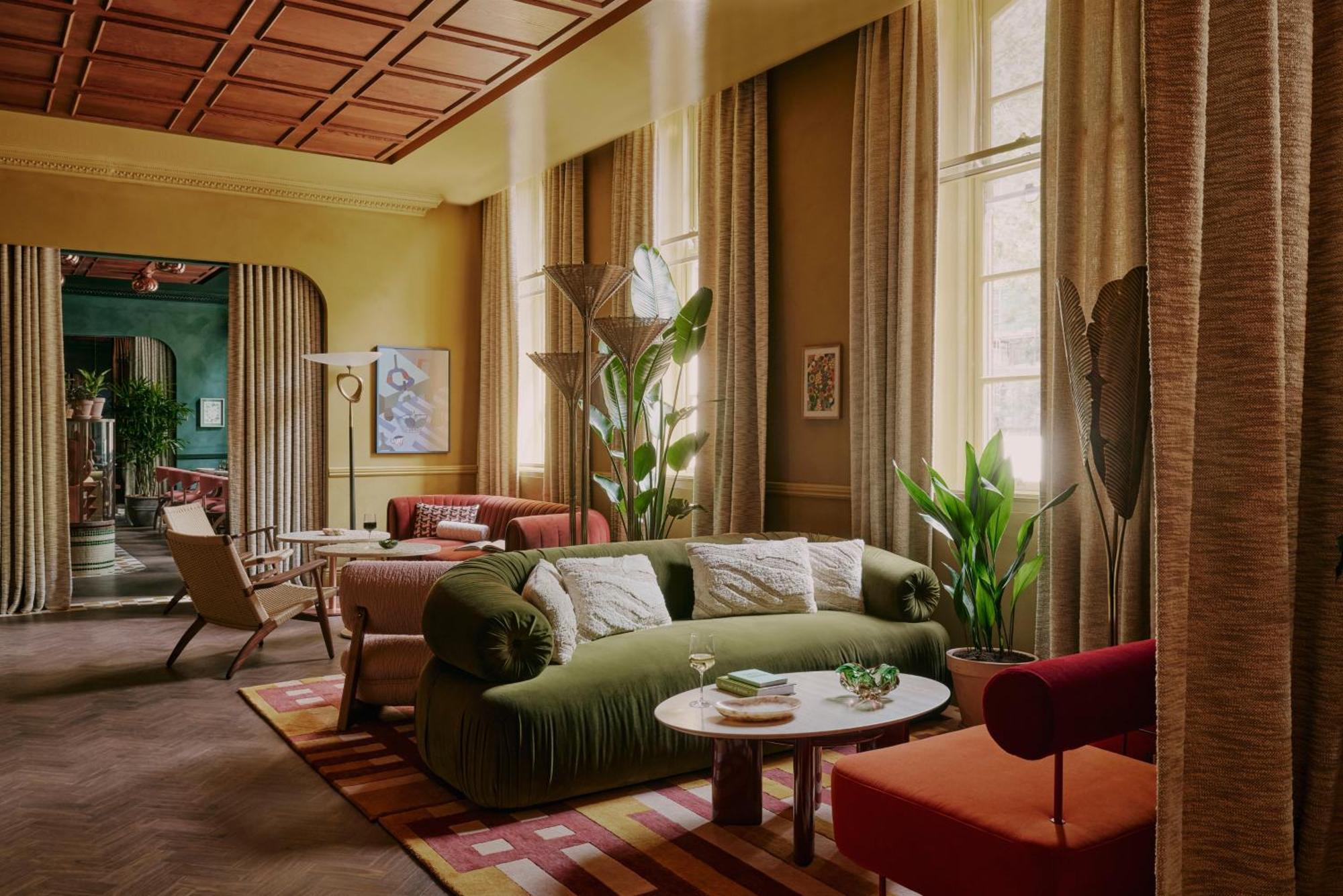 Hotel Ember Locke Kensington London
