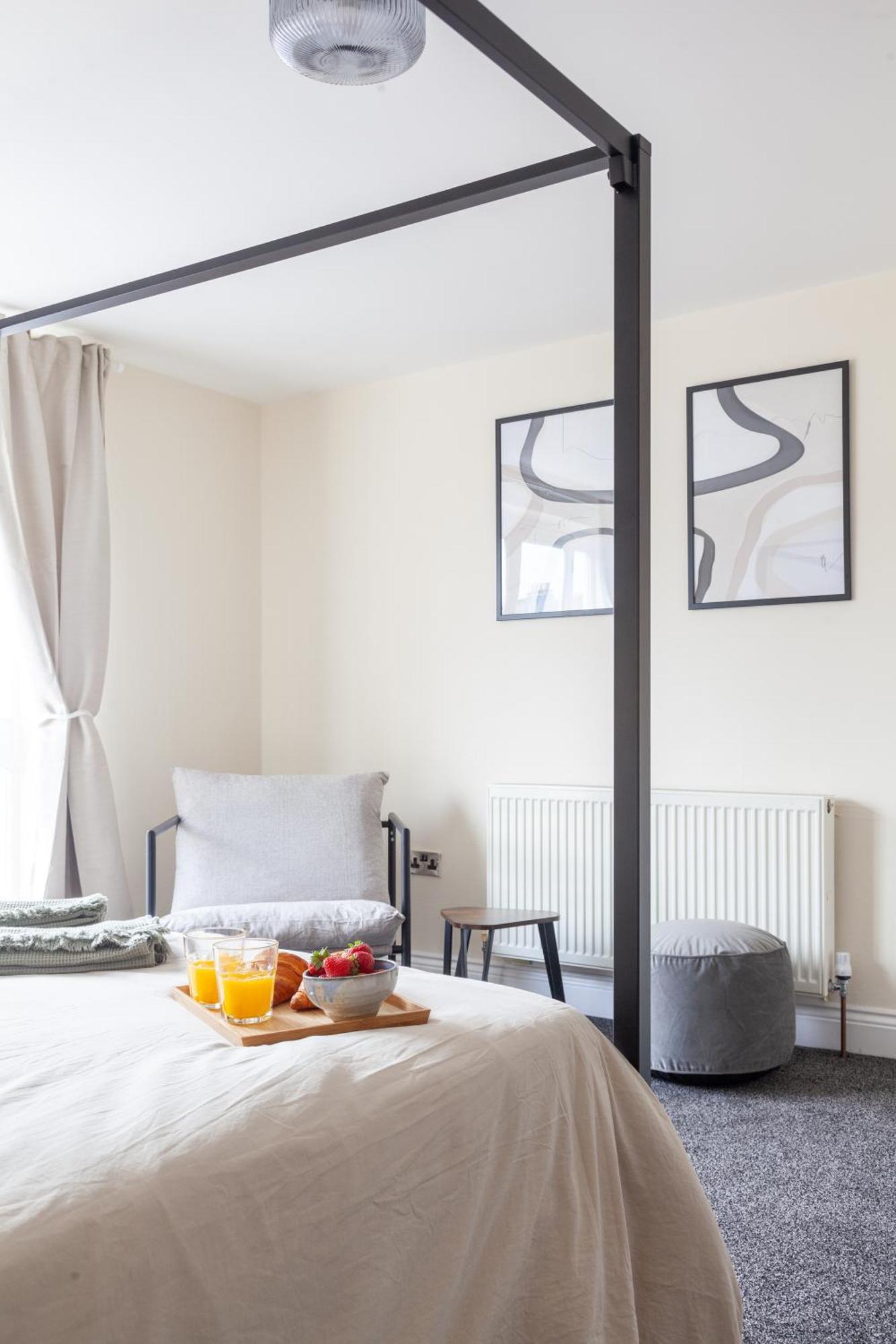 Feriehus Arte Serviced Stratford - 3 Bedrooms 2 Bathrooms London, Stratford, Maryland, Free Parking, Garden, Weekly Or Monthly - Up To 8 Guests *