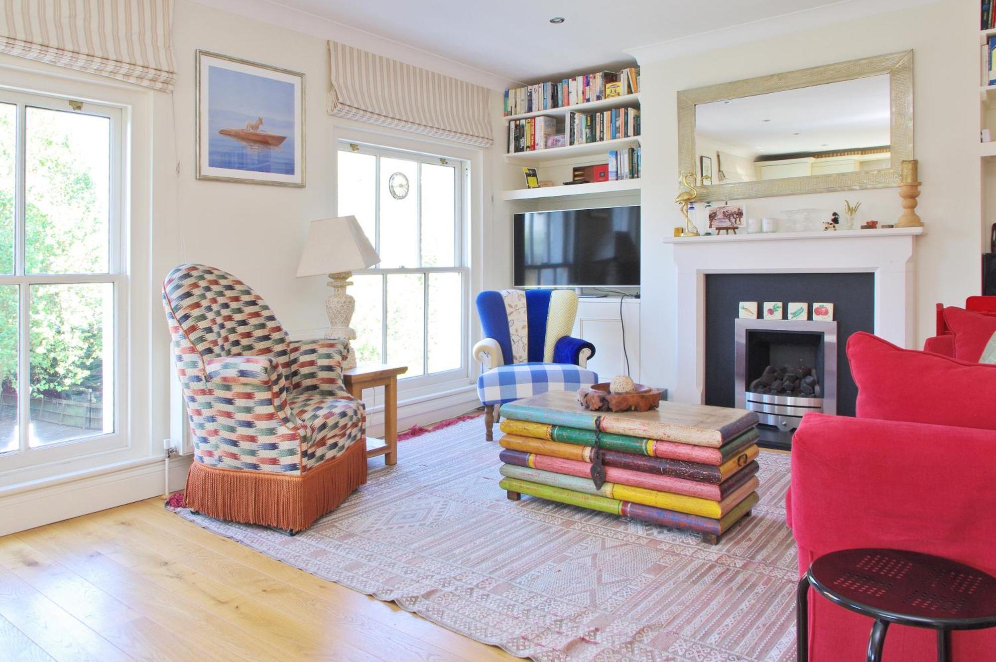 Notting Hill Light & Airy Apartment London